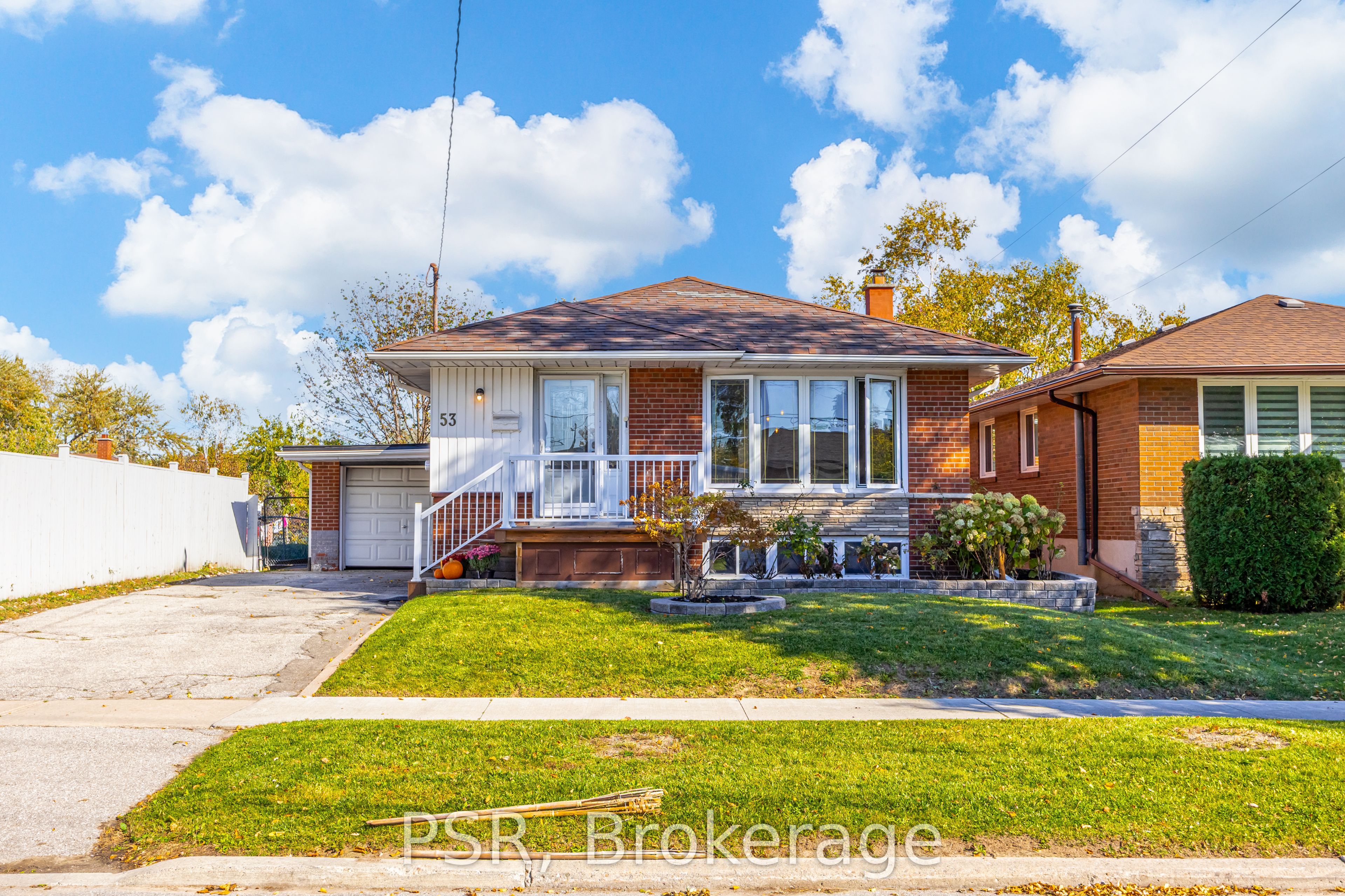53 Marcos Boulevard Property Photo 1