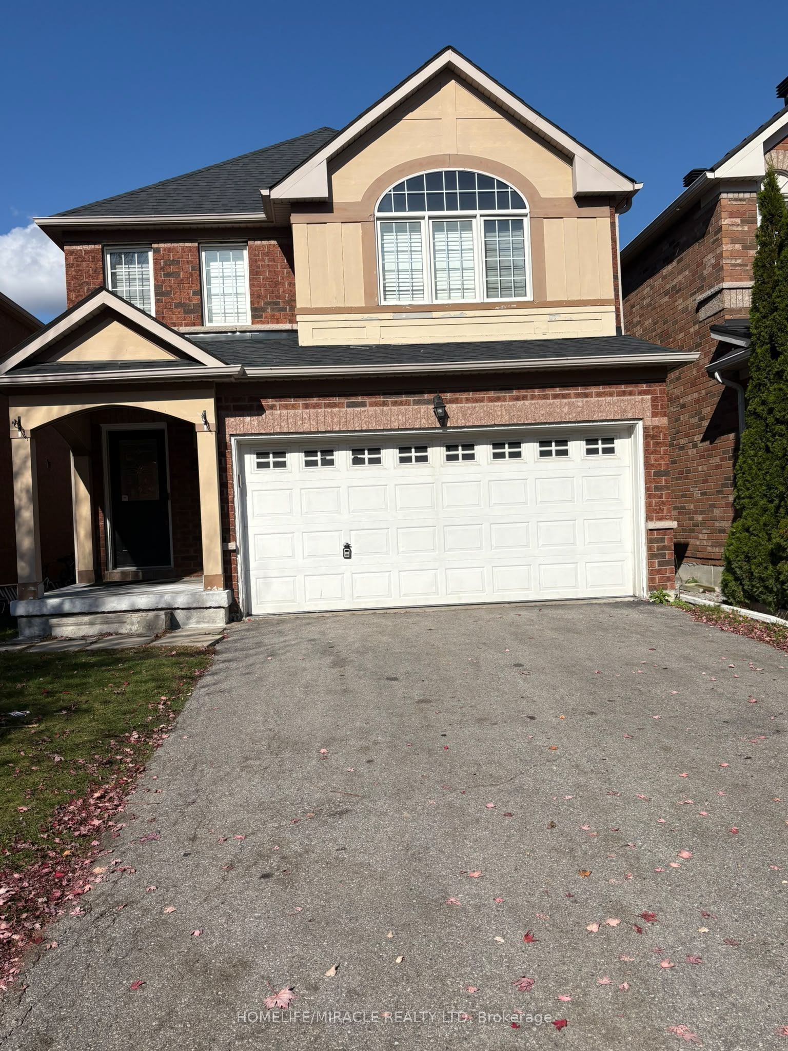 8 Quietbrook Crescent Property Photo 2