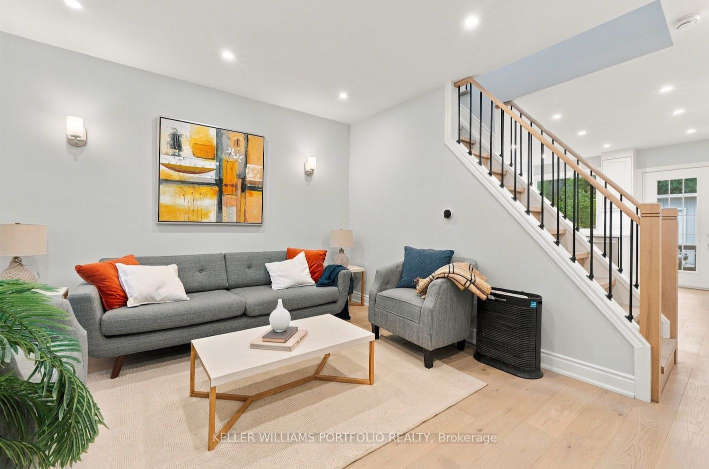 179 Oakcrest Avenue Property Photo 3