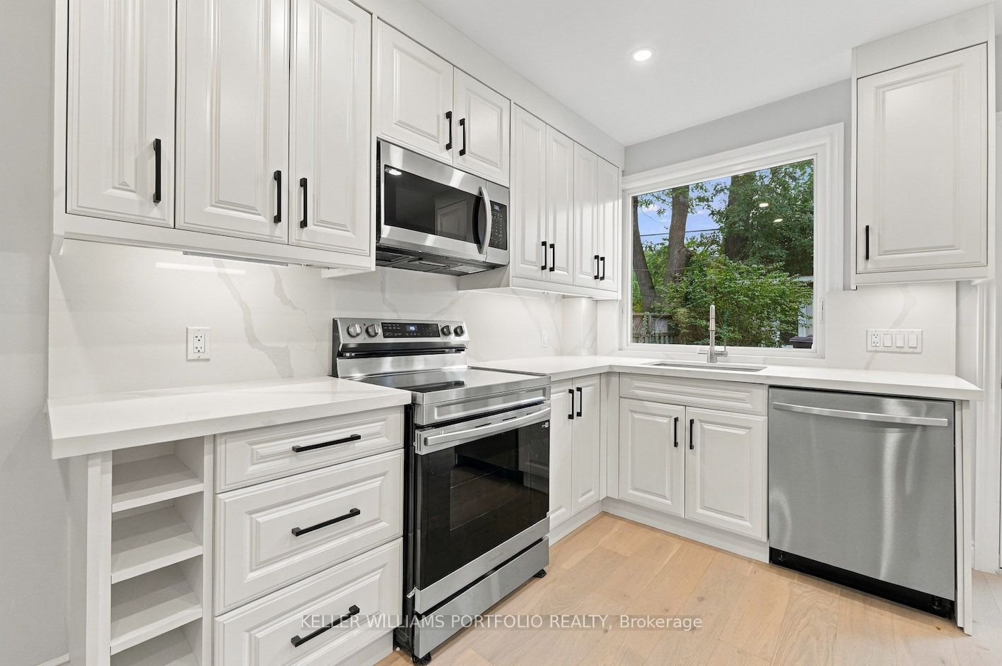 179 Oakcrest Avenue Property Photo 12
