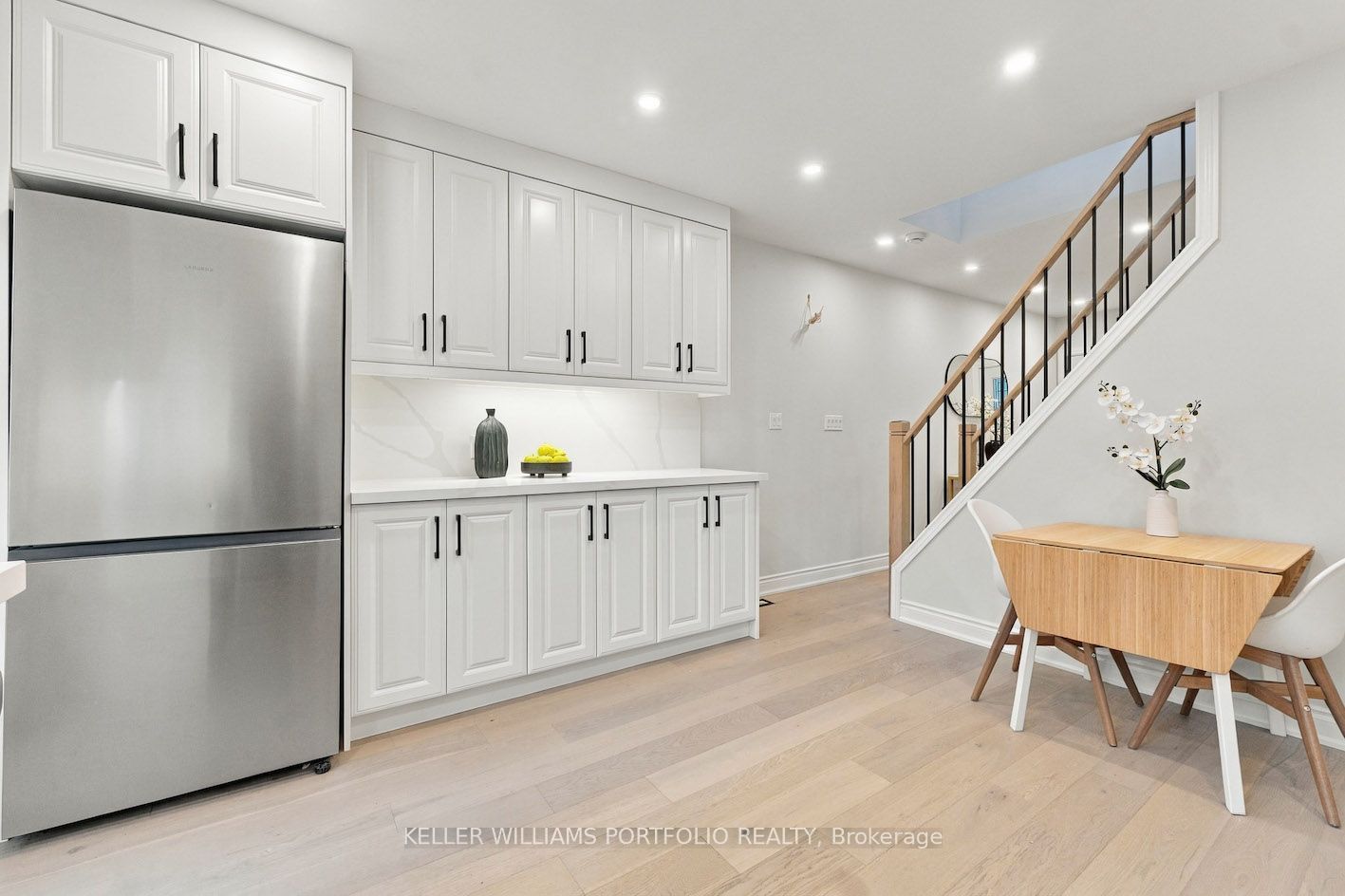 179 Oakcrest Avenue Property Photo 13