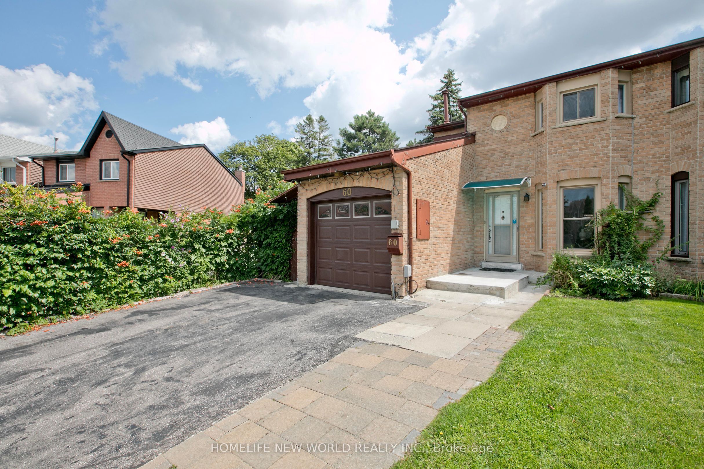 60 James Park Square Property Photo 2