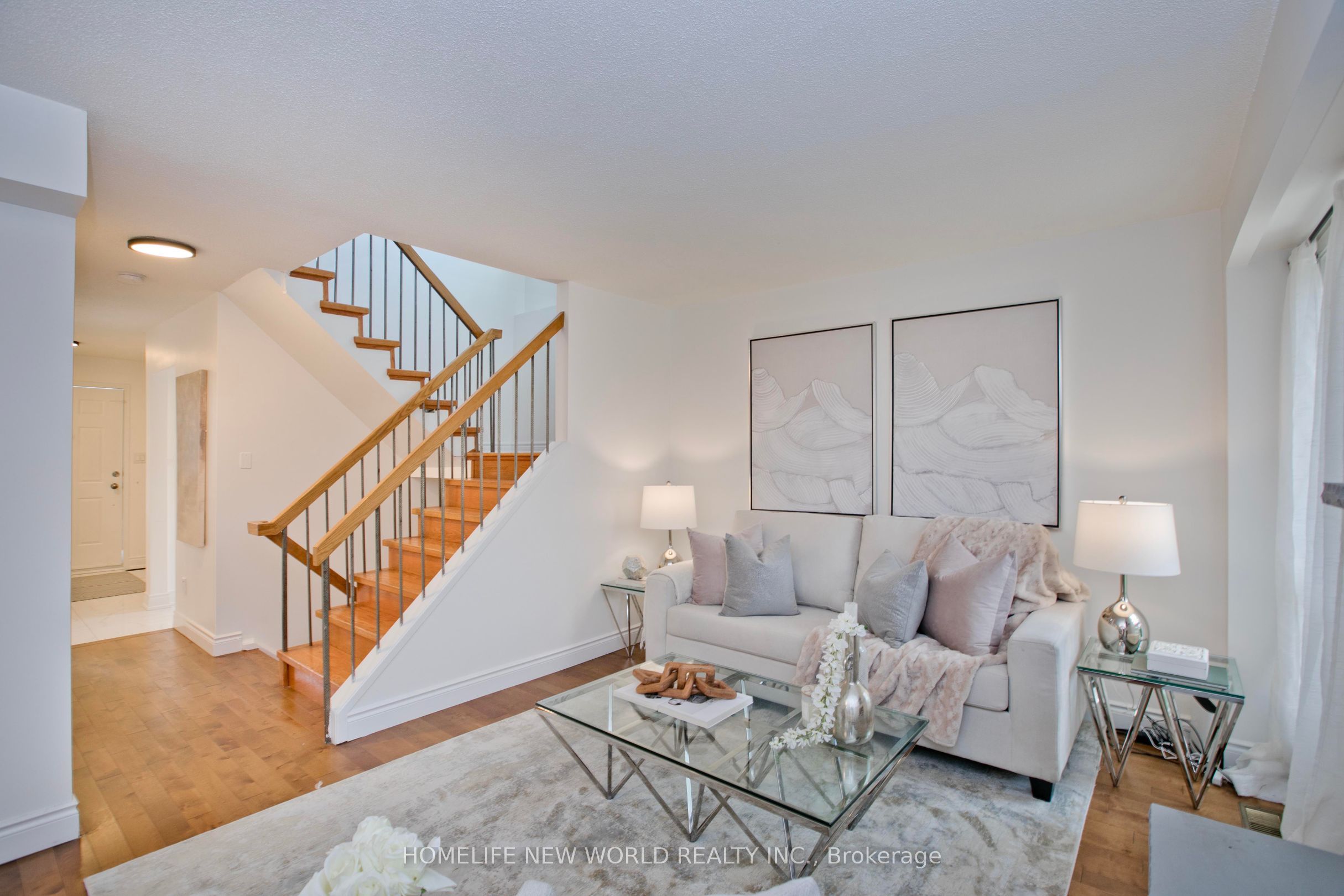 60 James Park Square Property Photo 4