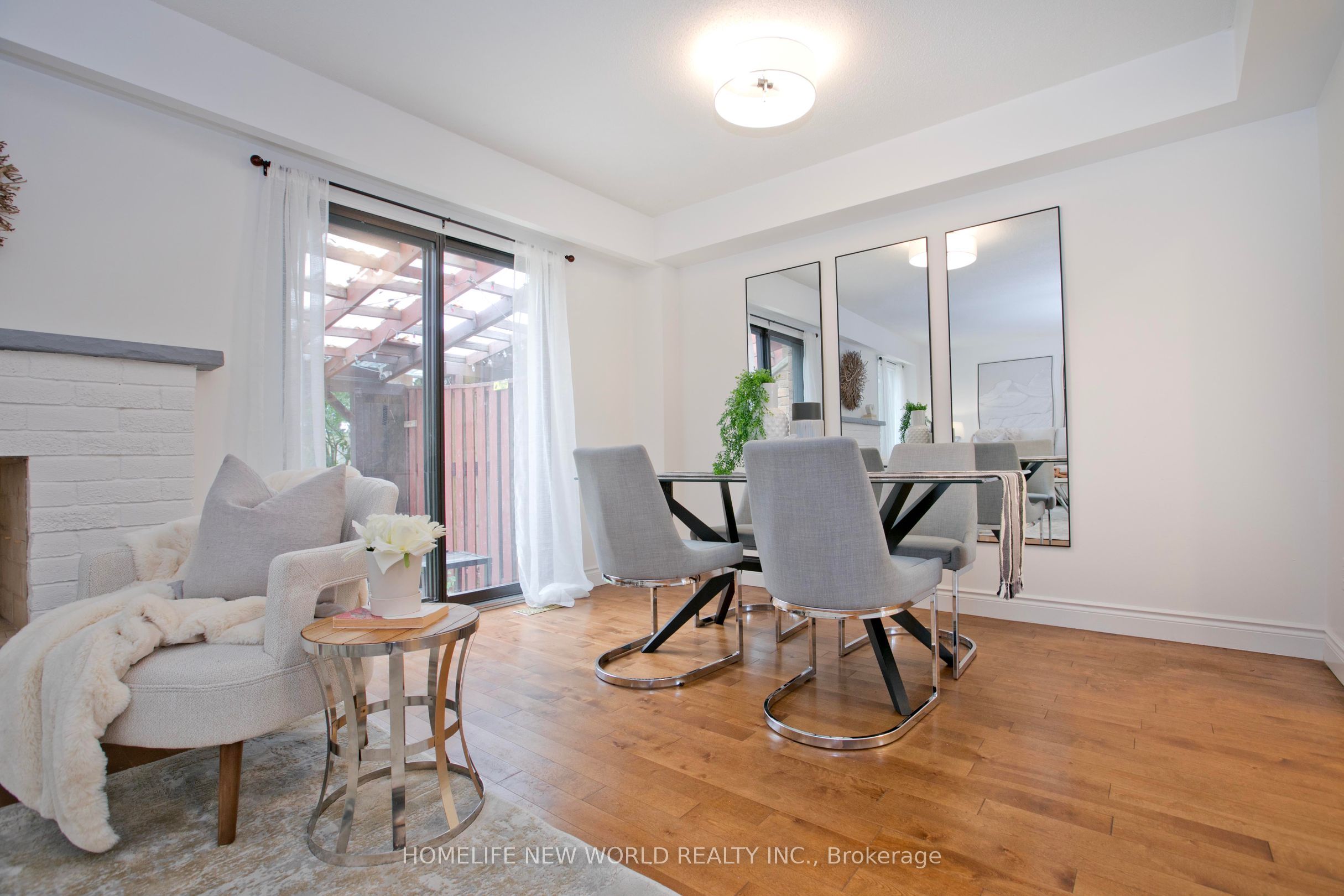 60 James Park Square Property Photo 6