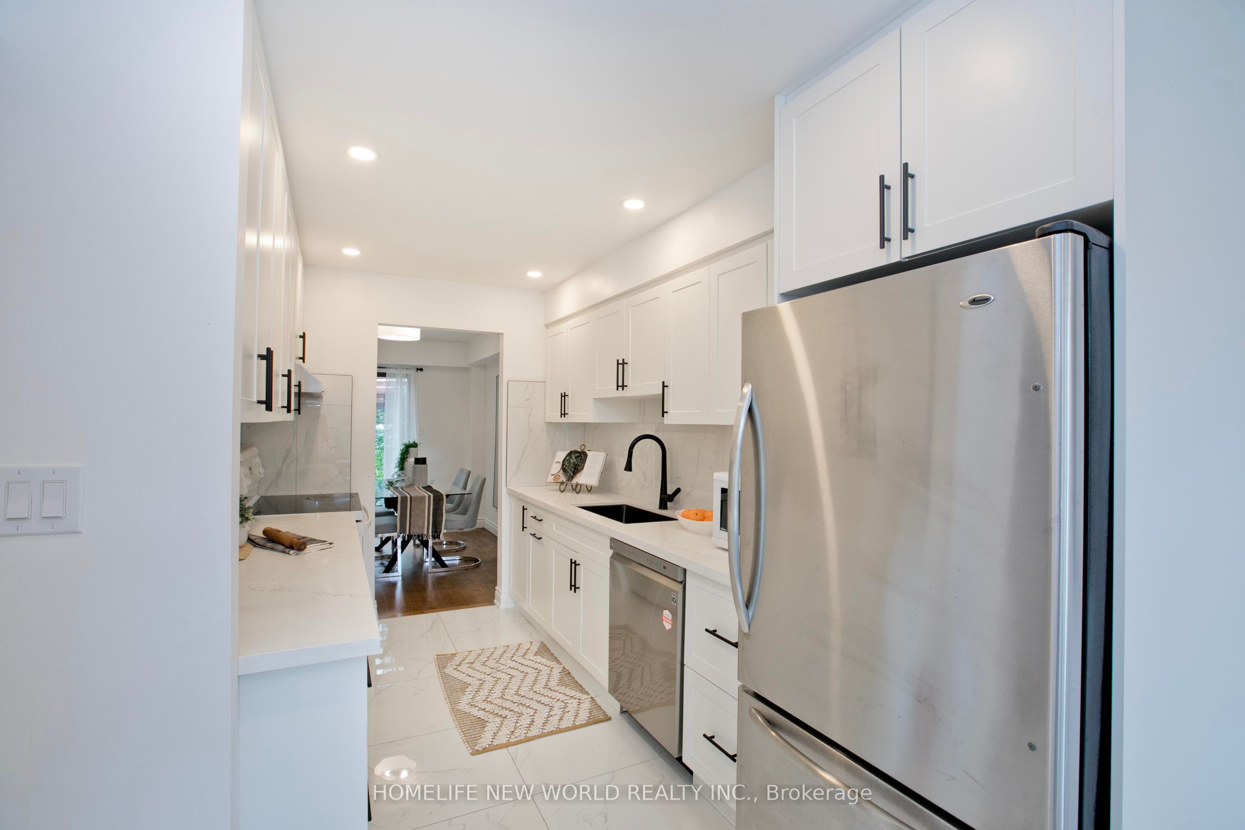 60 James Park Square Property Photo 11