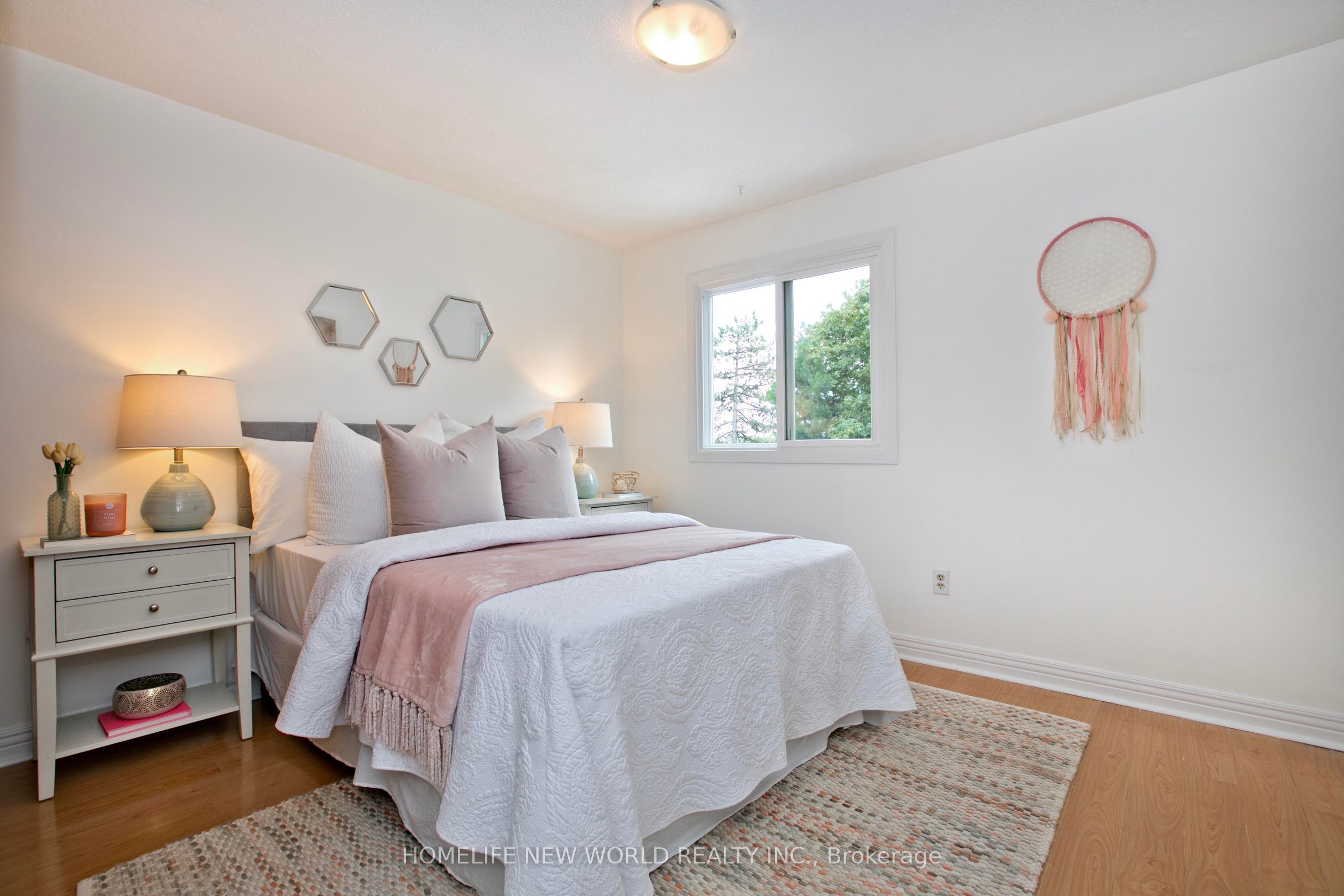 60 James Park Square Property Photo 27