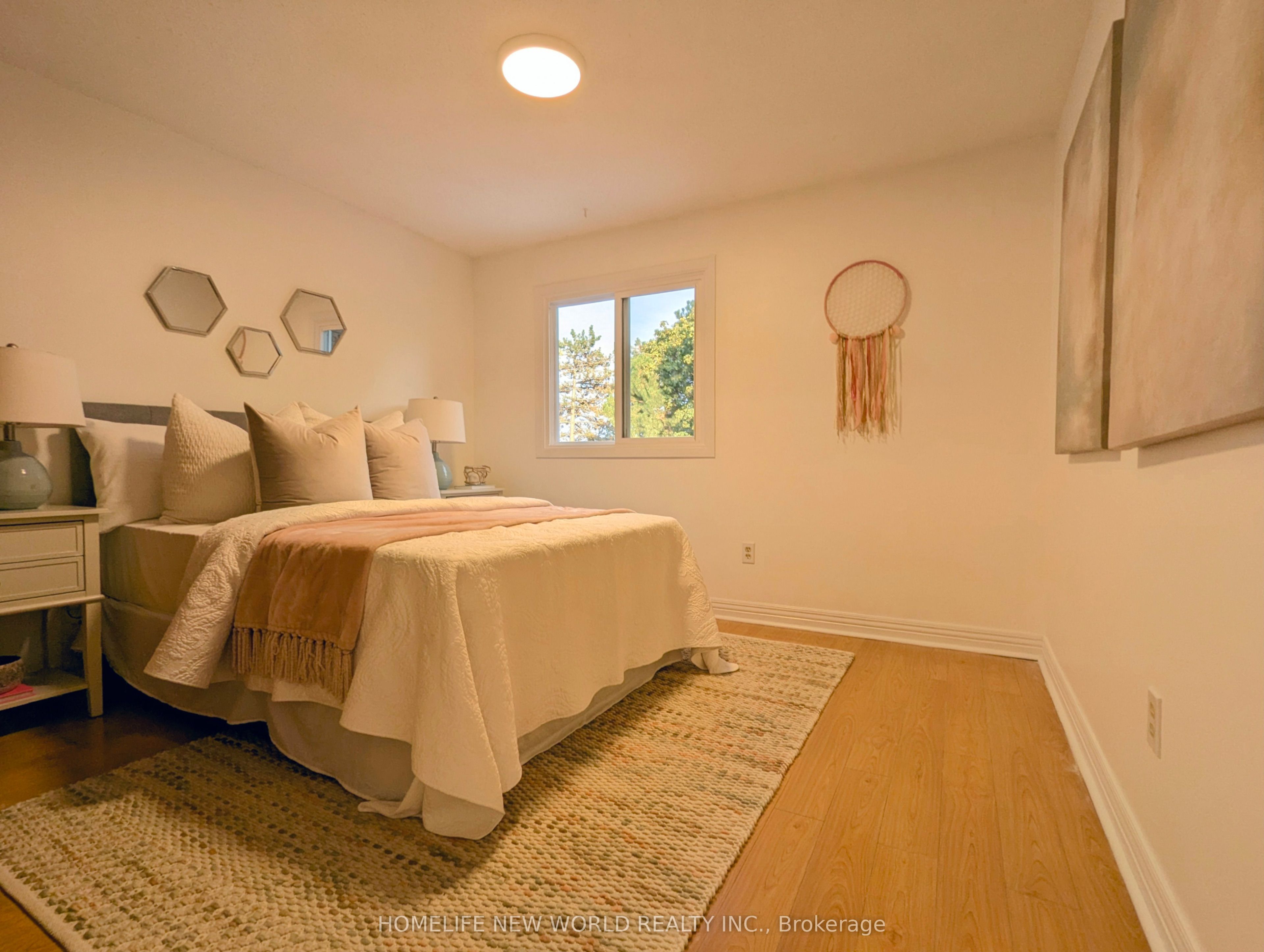 60 James Park Square Property Photo 29