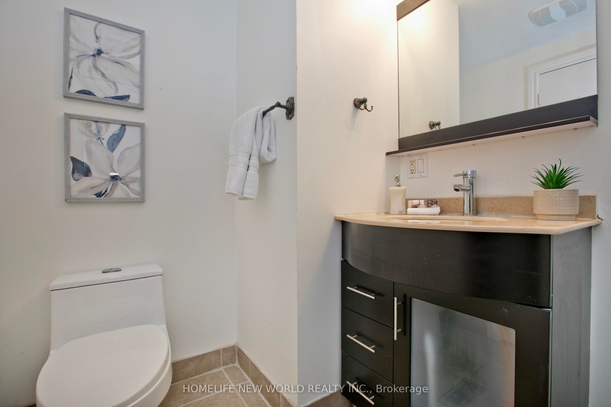 60 James Park Square Property Photo 33