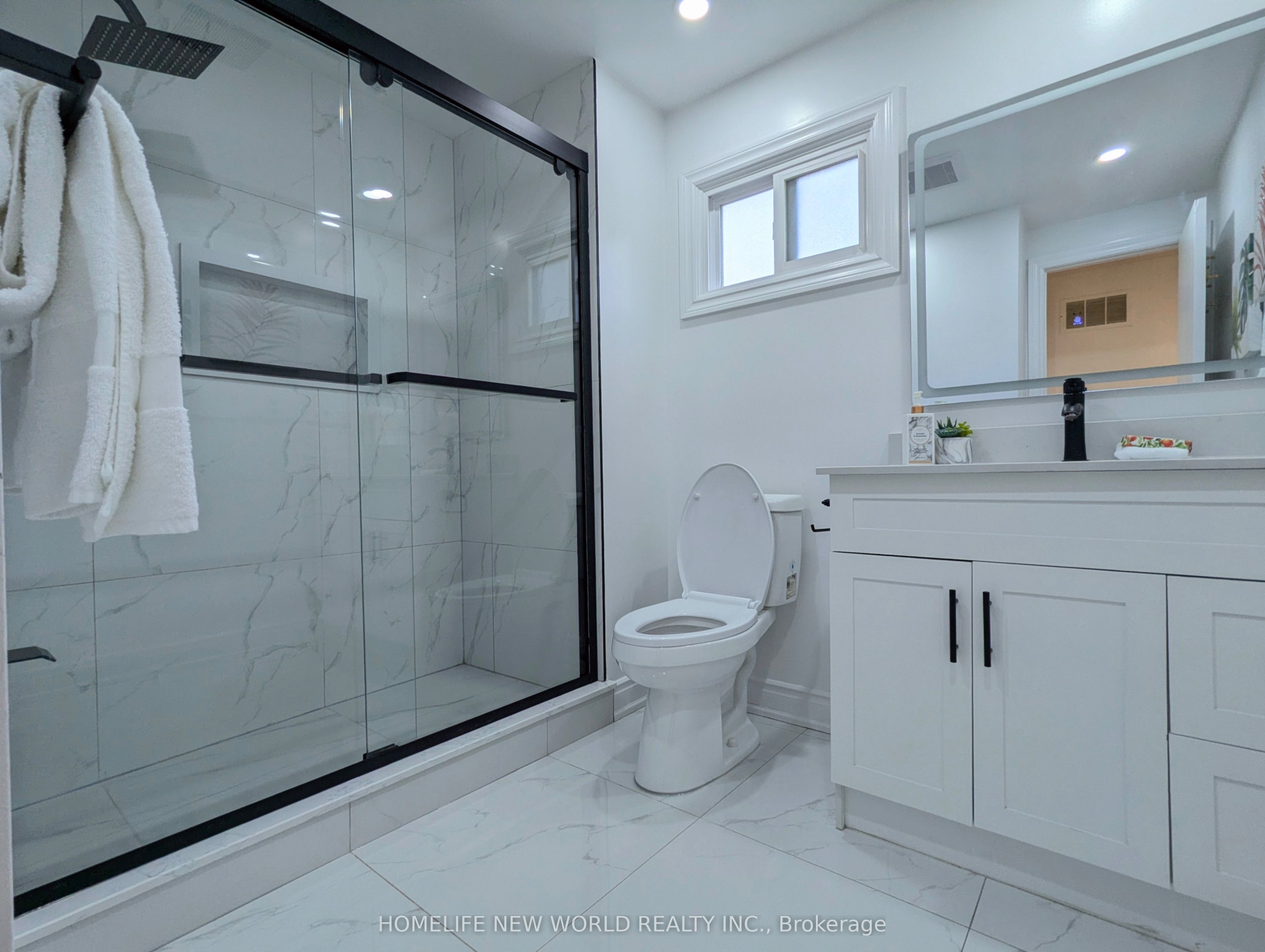 60 James Park Square Property Photo 35