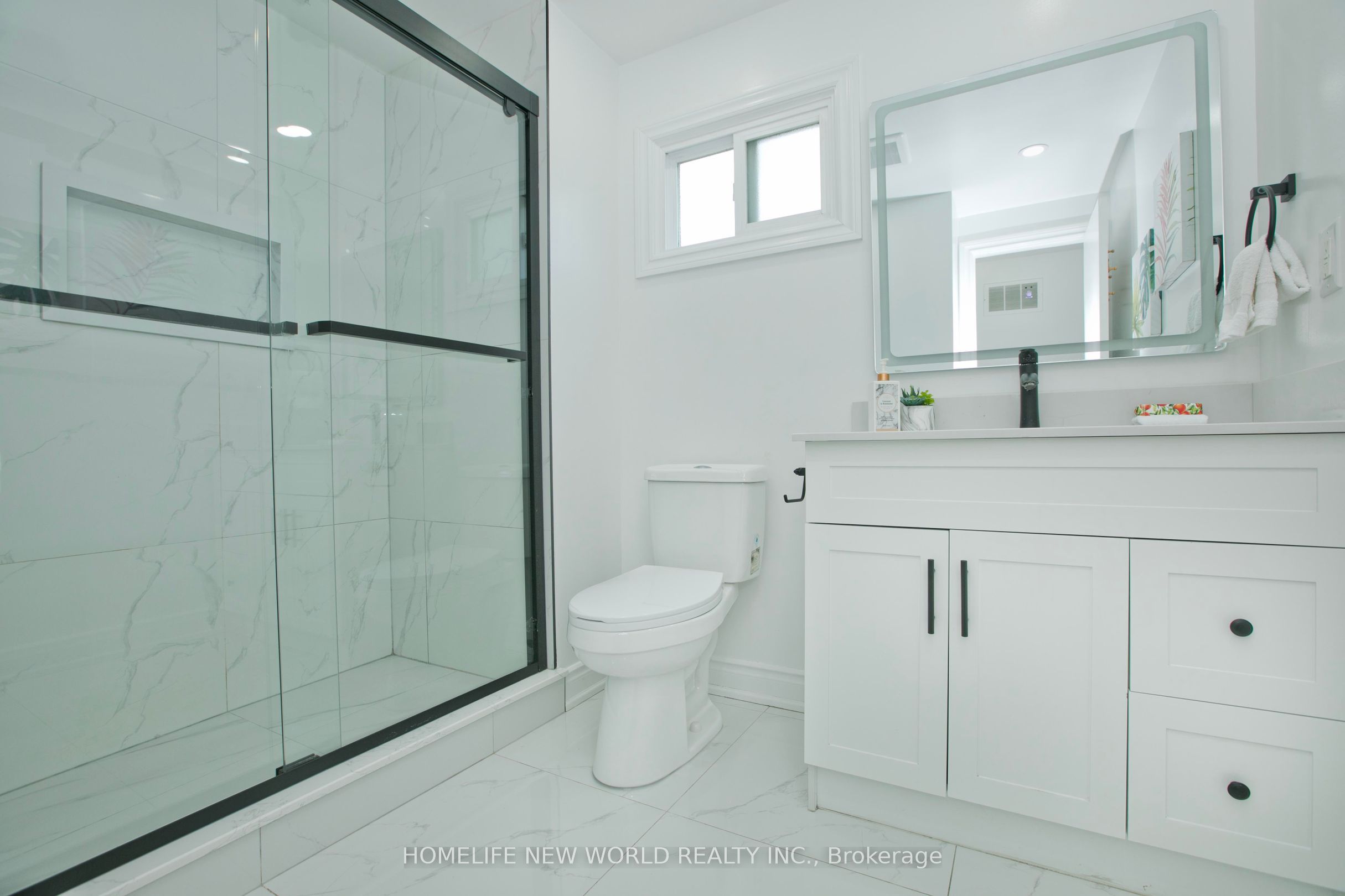 60 James Park Square Property Photo 36