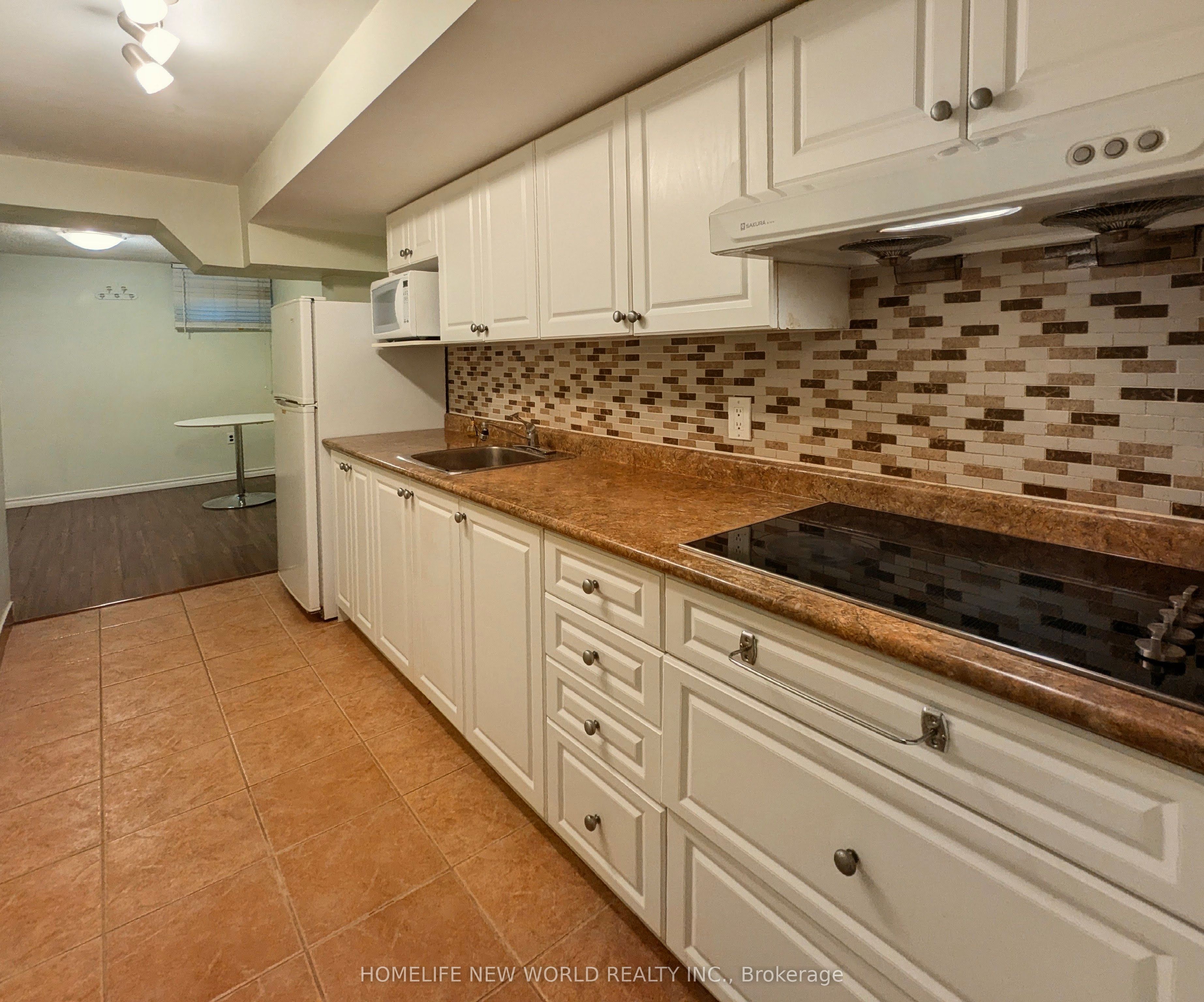 60 James Park Square Property Photo 40