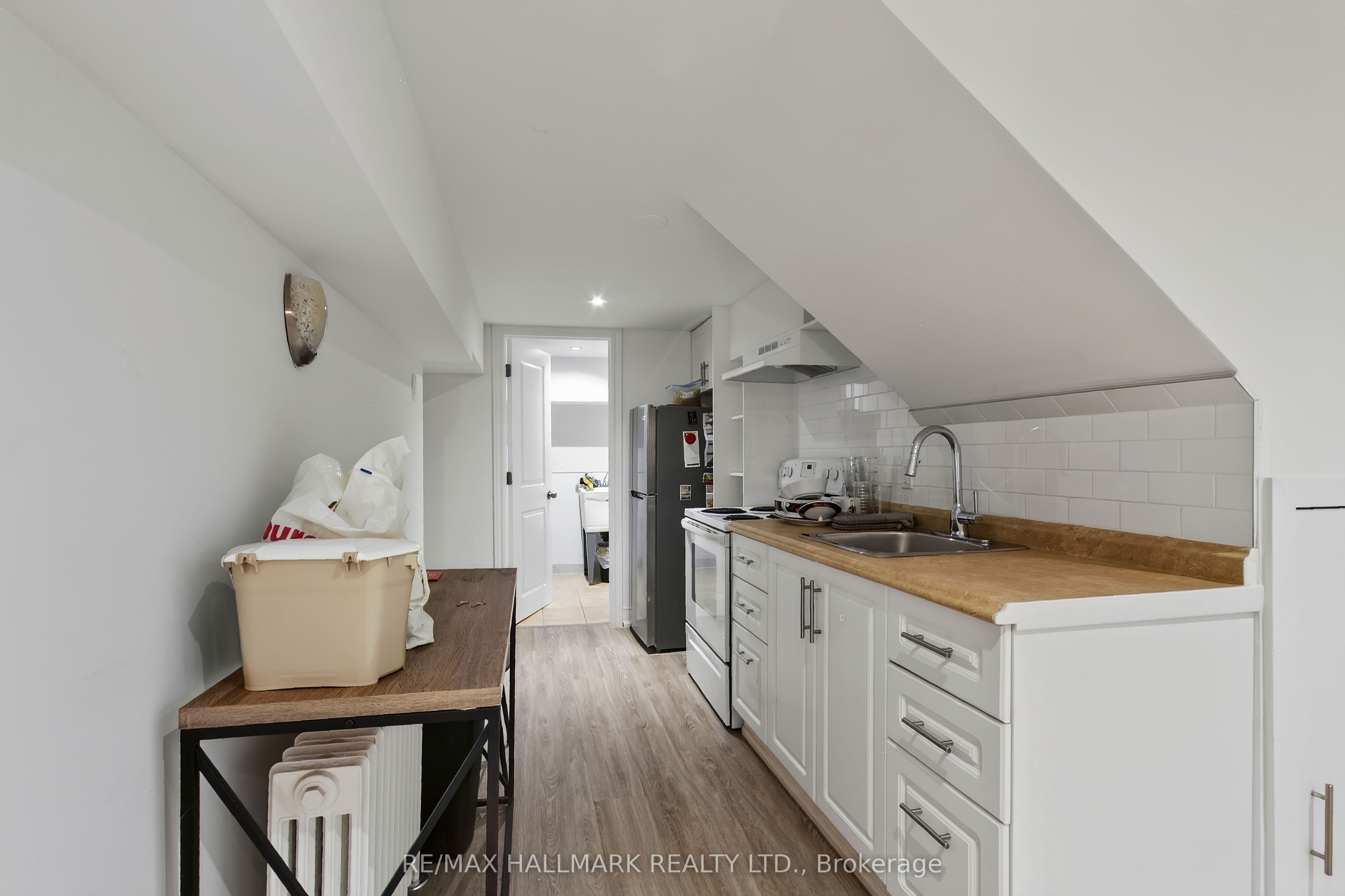 27 Bexhill Lower Avenue Property Photo 9
