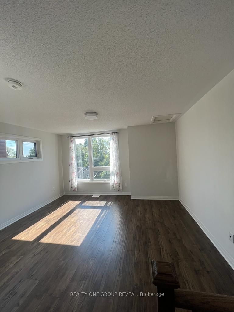 1636 Pleasure Valley Path Property Photo 5