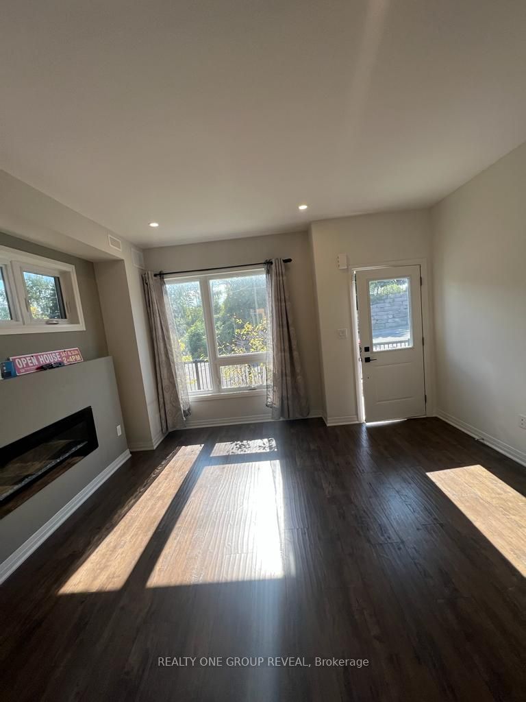 1636 Pleasure Valley Path Property Photo 27