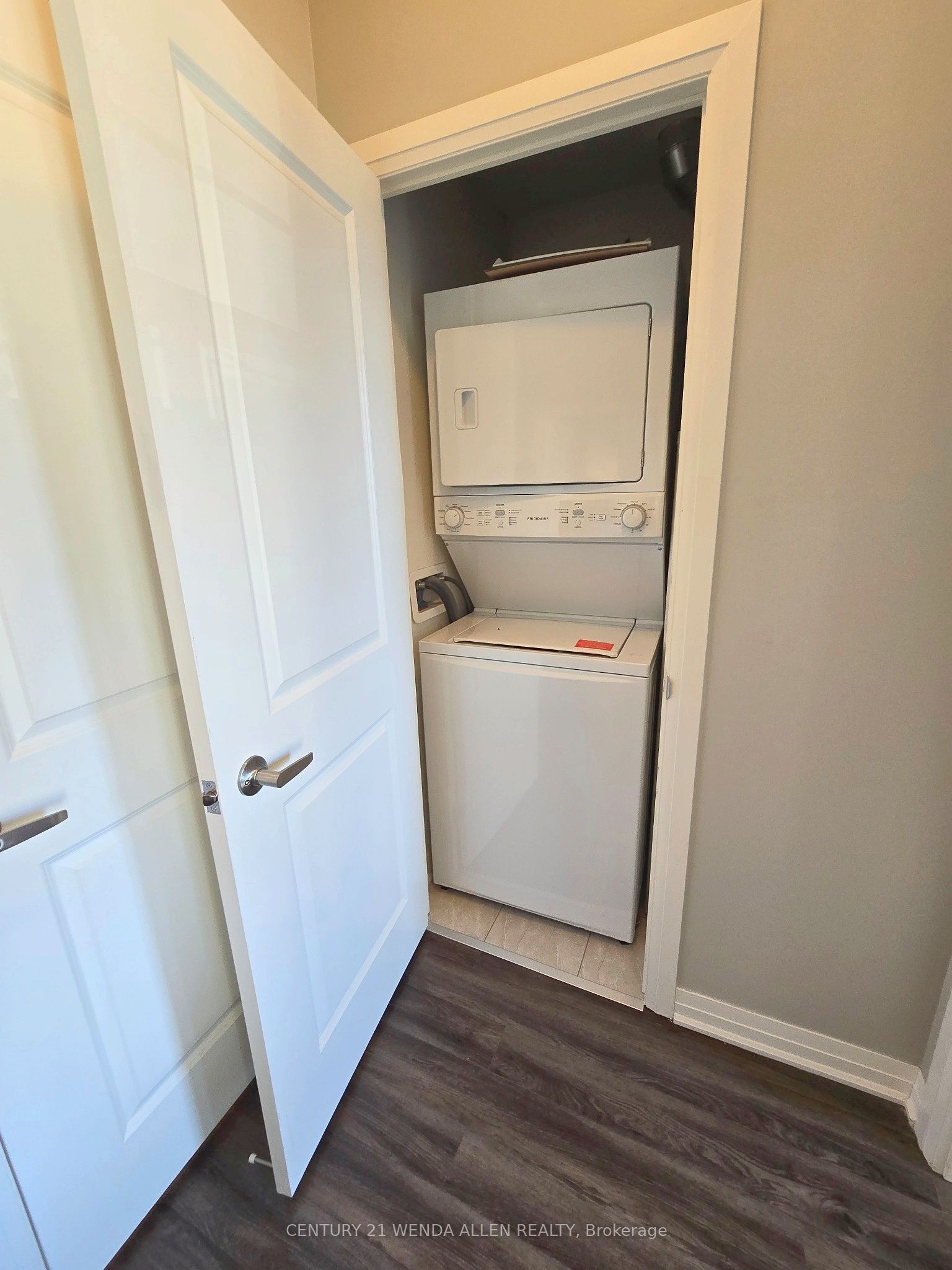80 Shipway Avenue 203 Property Photo 22