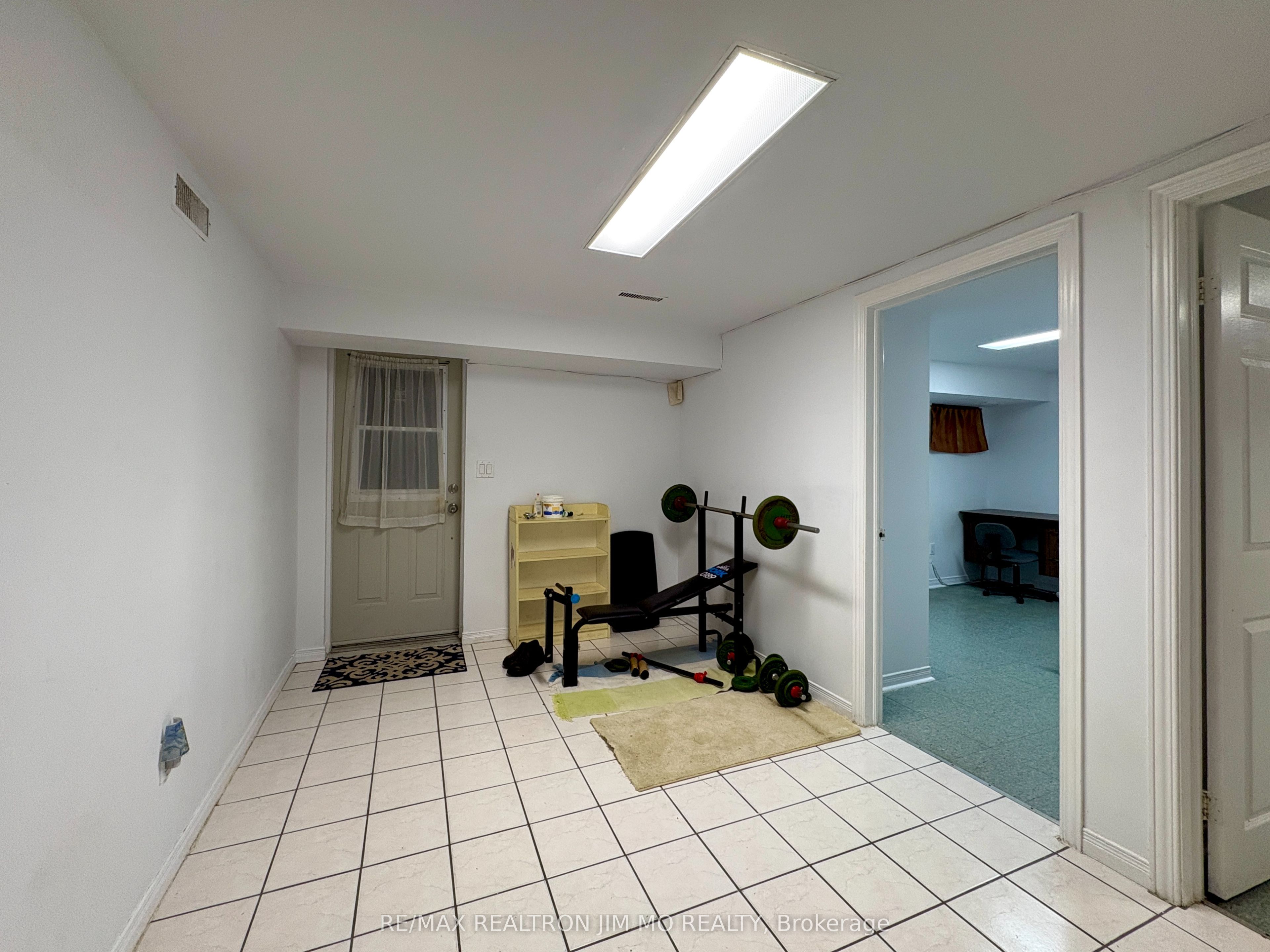 39 Hartleywood Drive Basement Property Photo 2