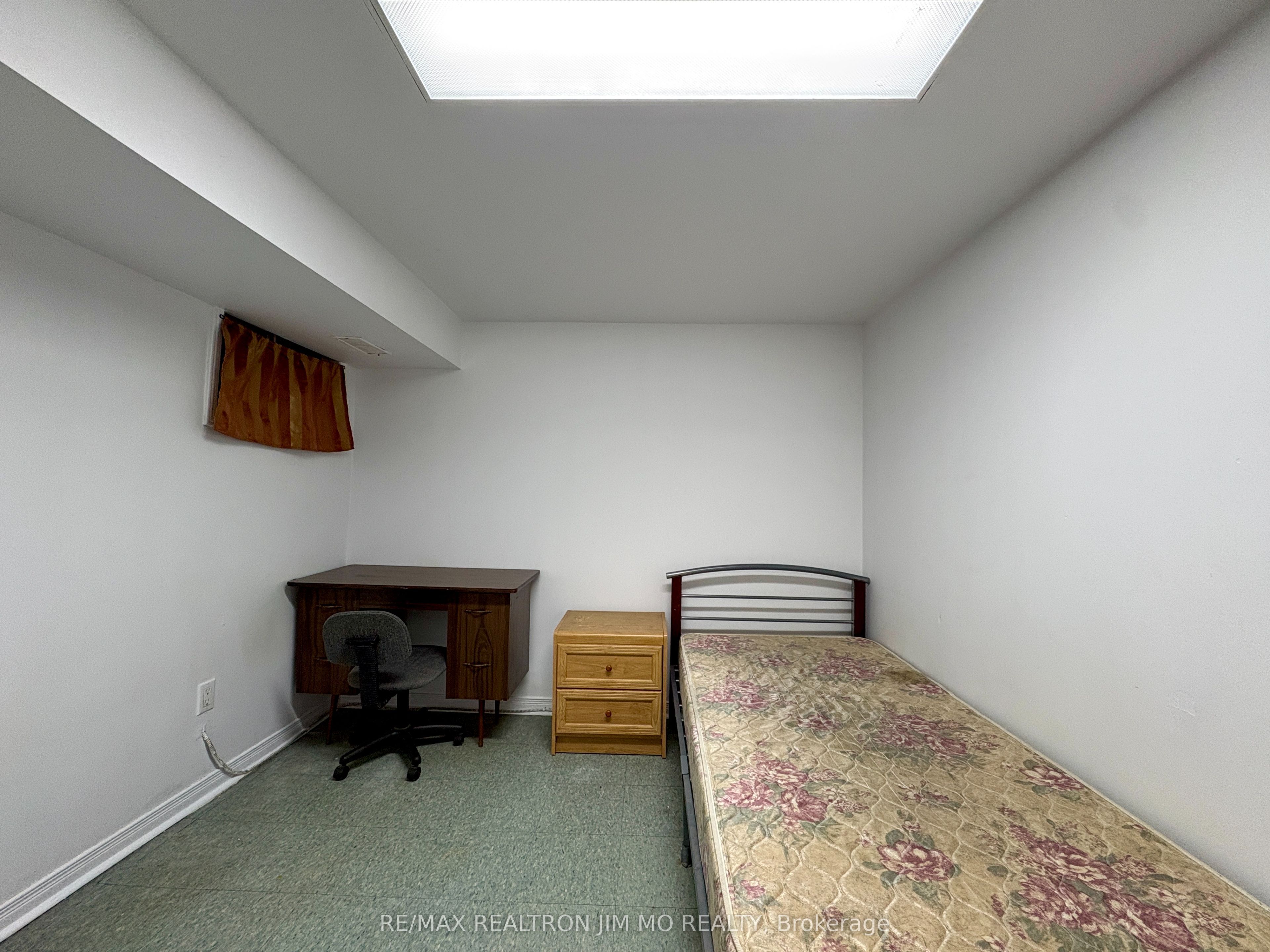39 Hartleywood Drive Basement Property Photo 3