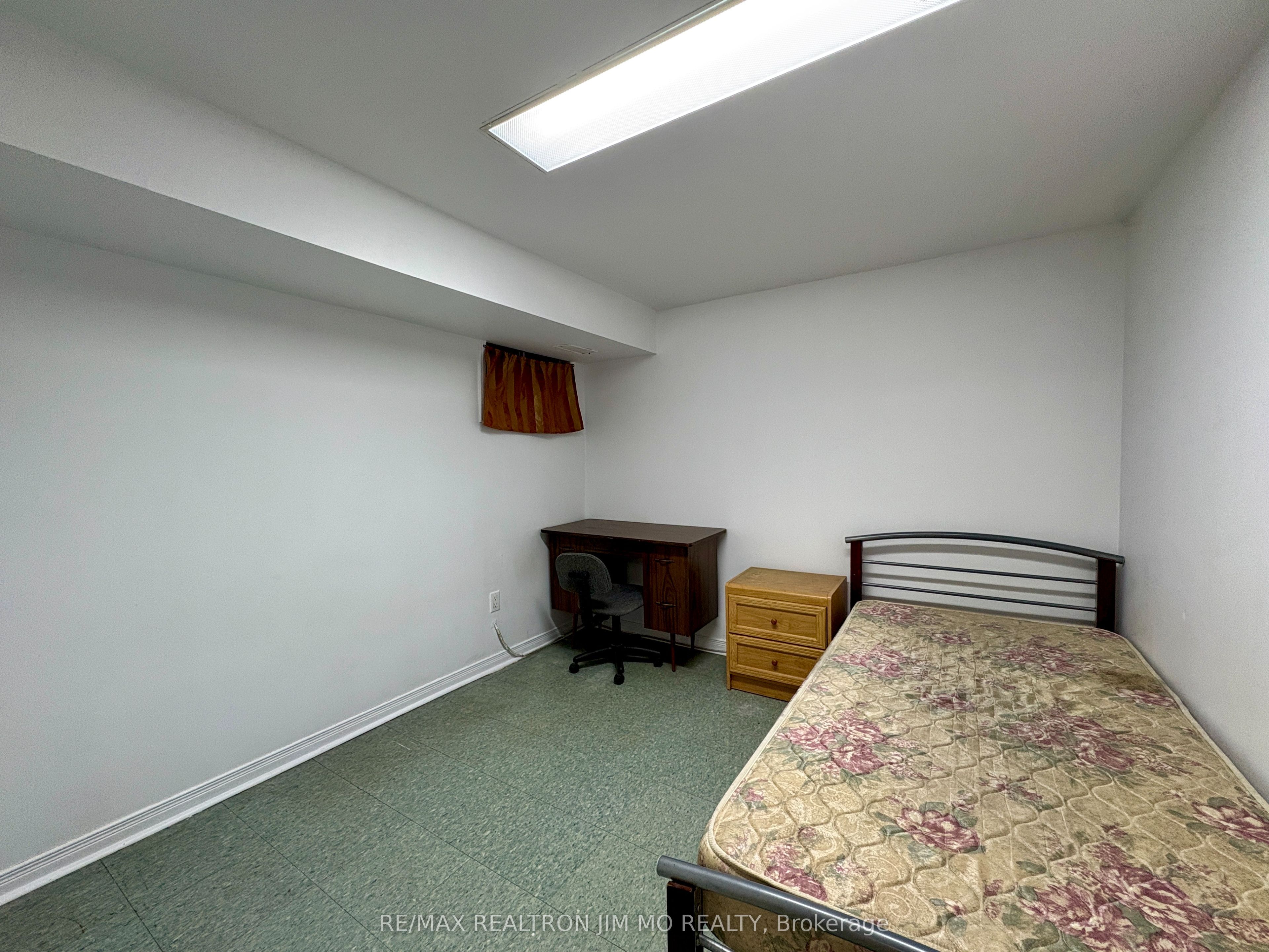 39 Hartleywood Drive Basement Property Photo 4