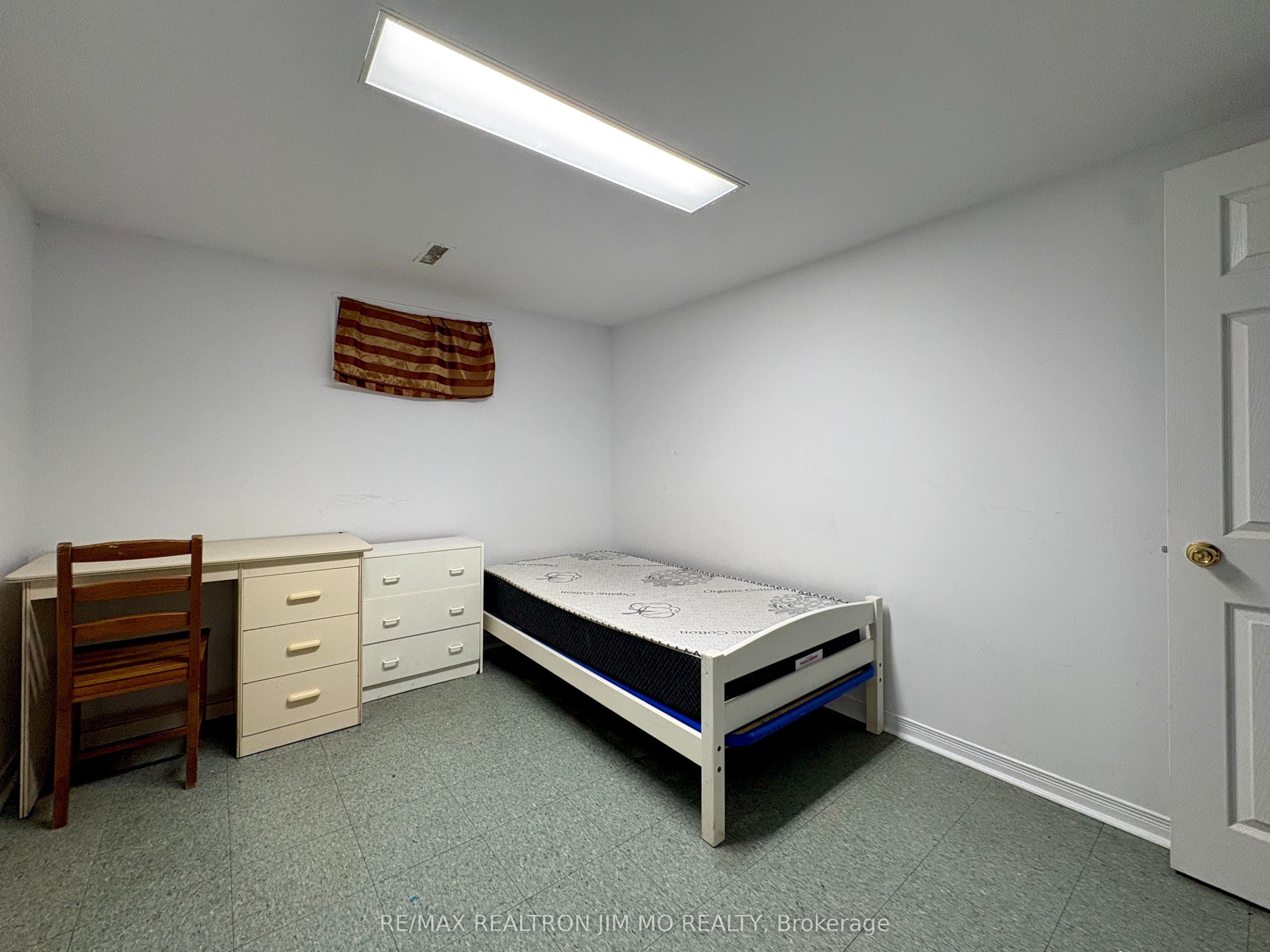 39 Hartleywood Drive Basement Property Photo 6