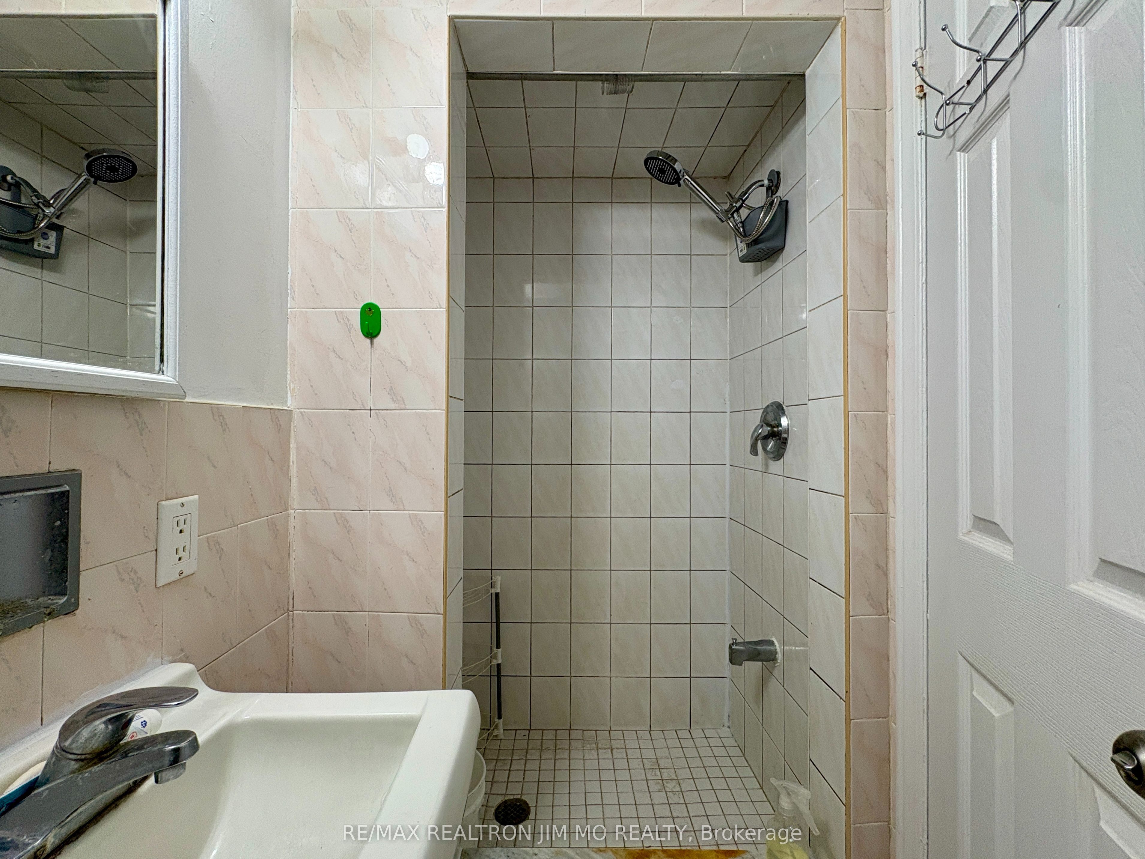 39 Hartleywood Drive Basement Property Photo 8