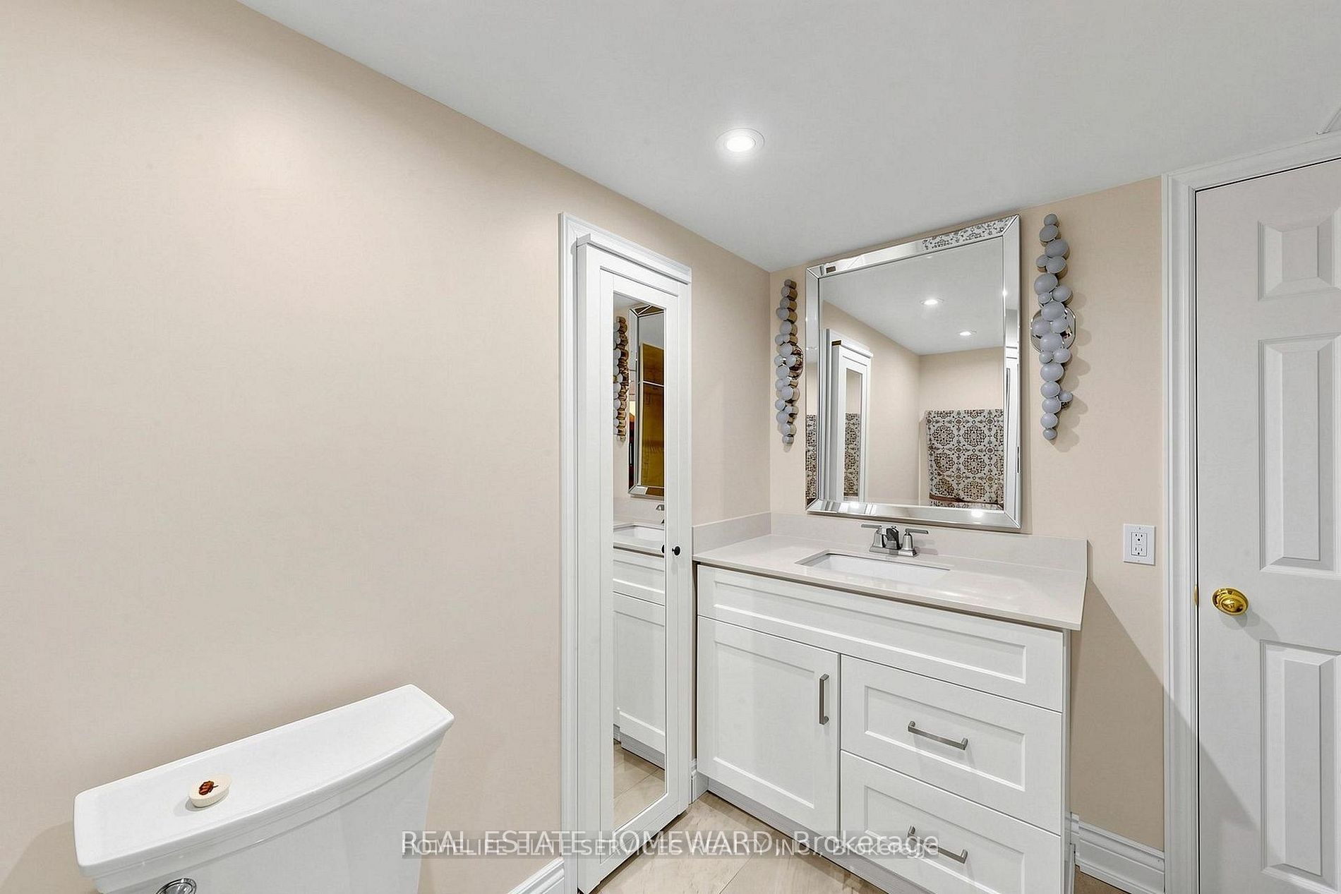 48 Frey Crescent Lower Property Photo 11
