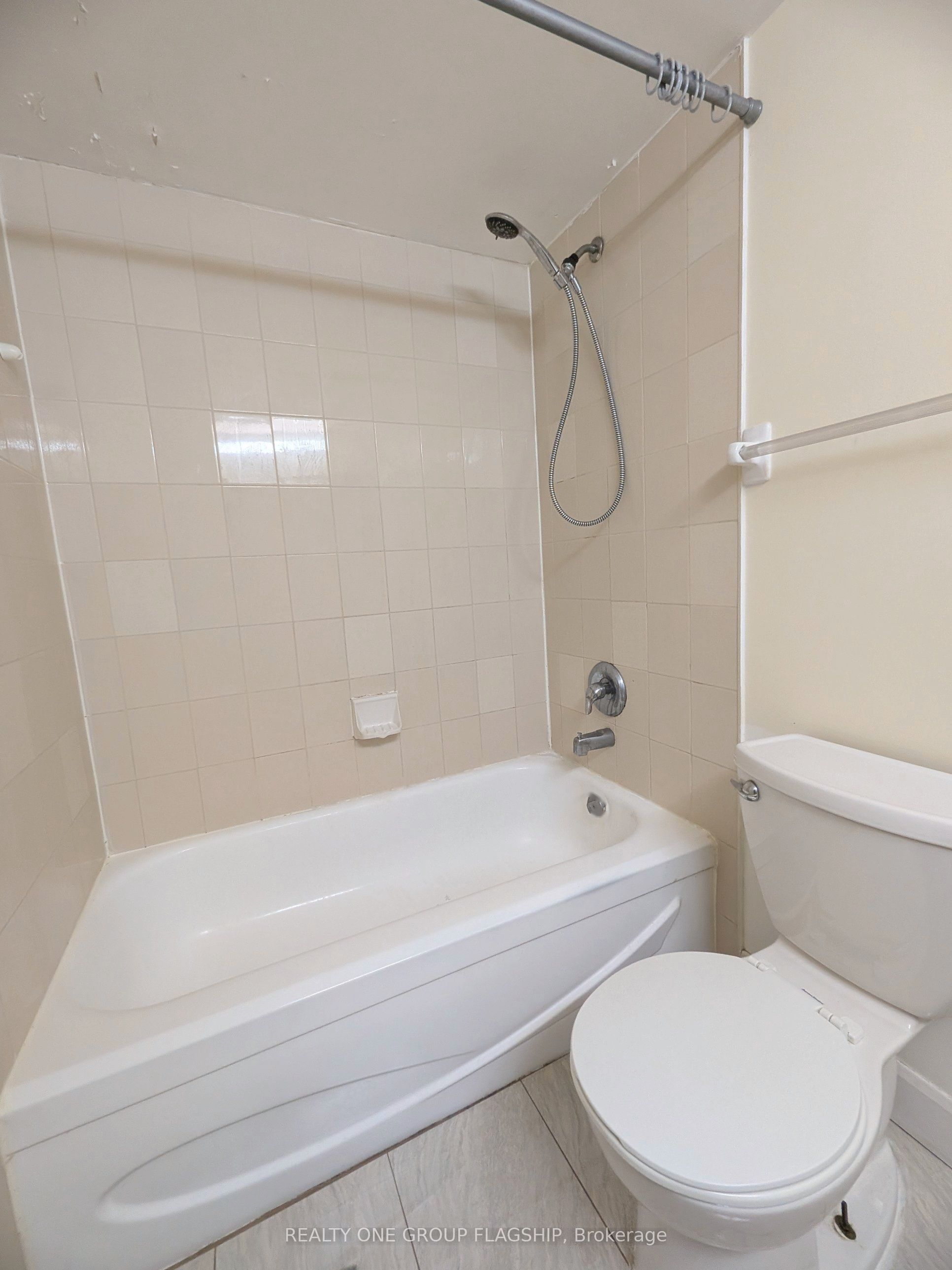 2460 Eglinton Avenue E 1010 Property Photo 17