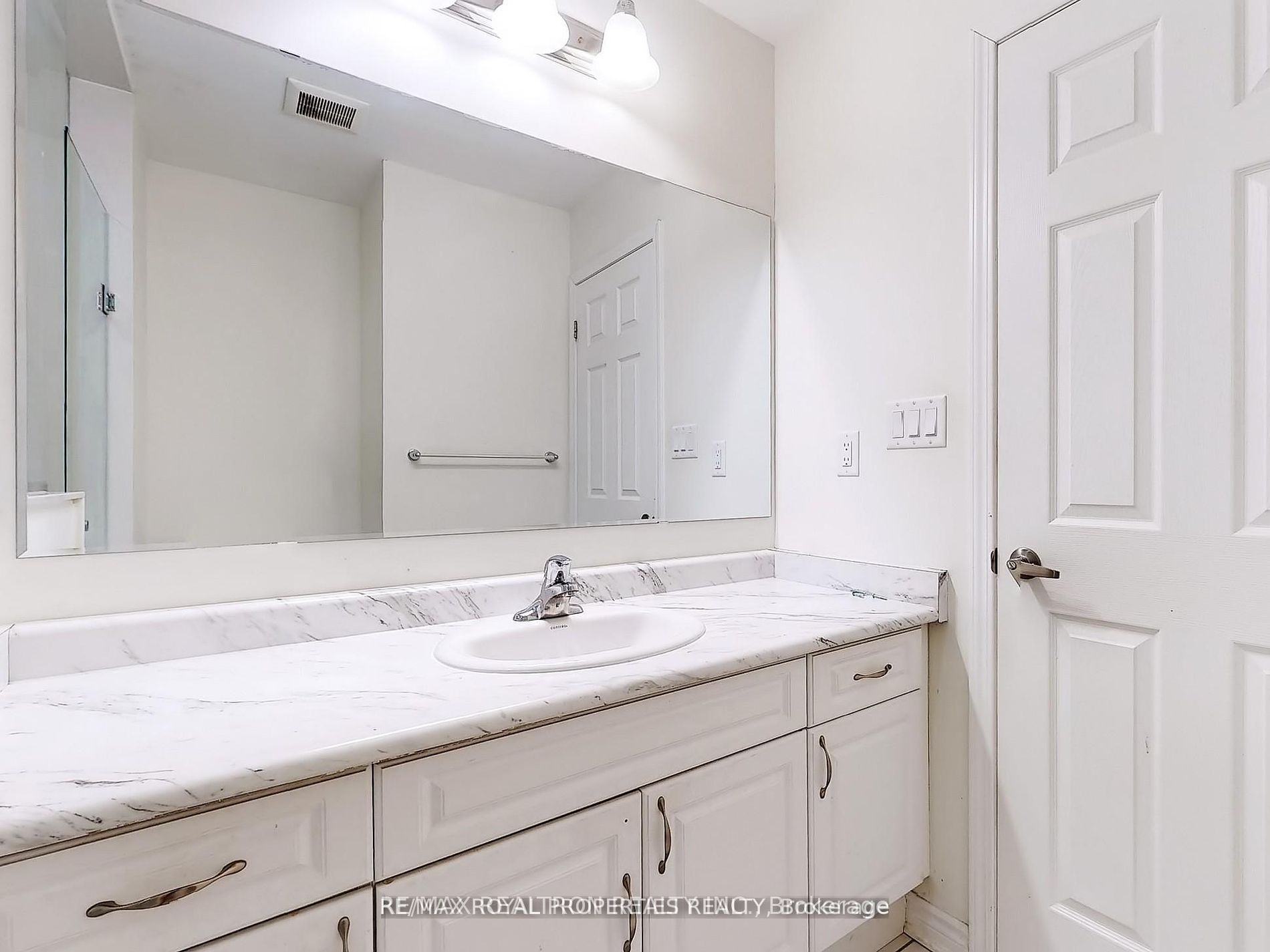 103 Westfield Drive Property Photo 21