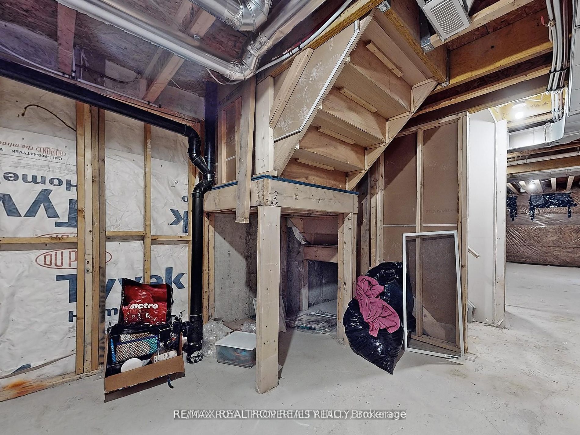 103 Westfield Drive Property Photo 29