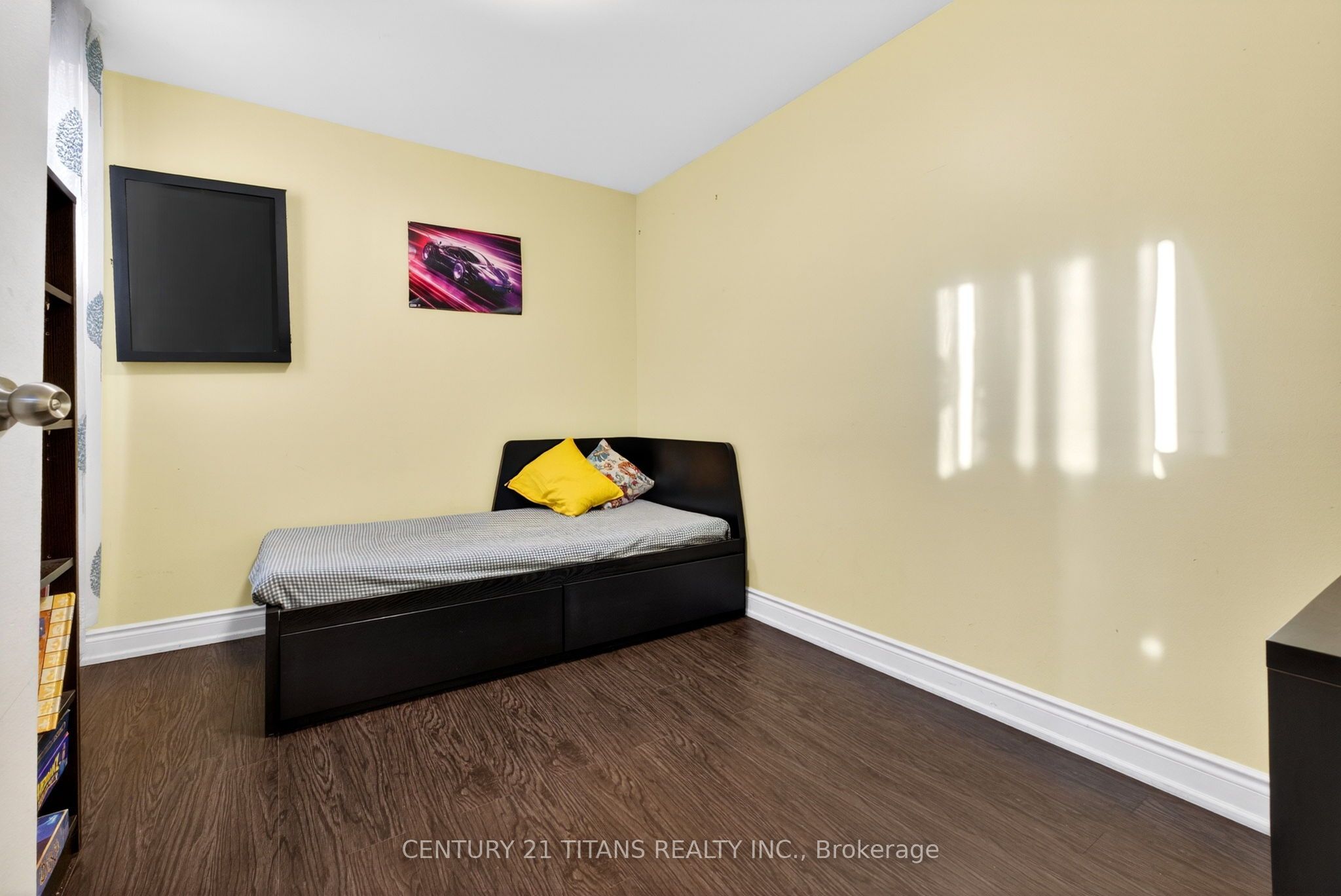 100 Mornelle Court 1018 Property Photo 22