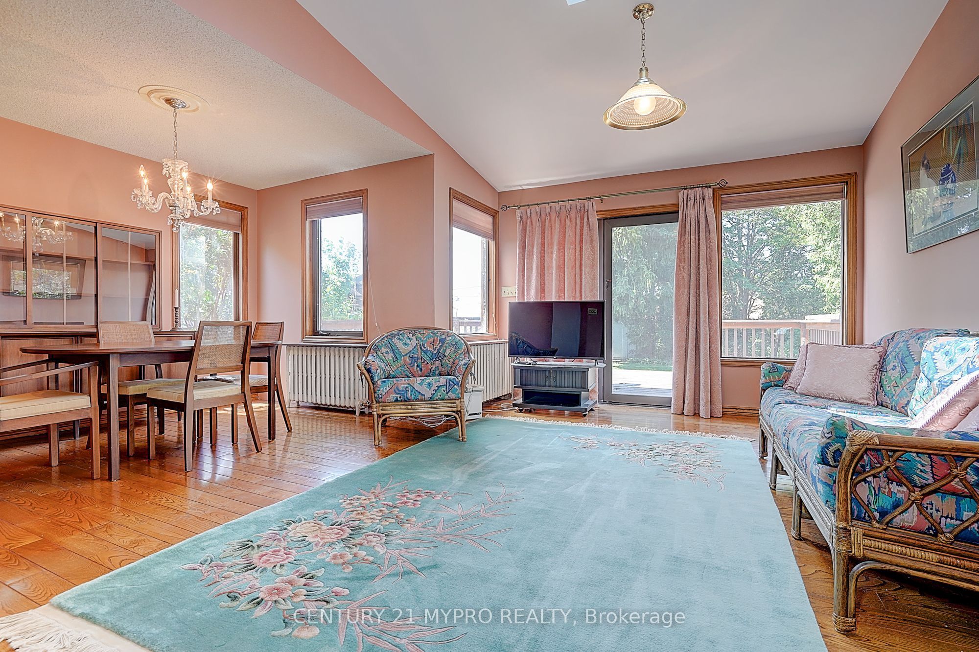 80a Rosemount Drive Property Photo 10