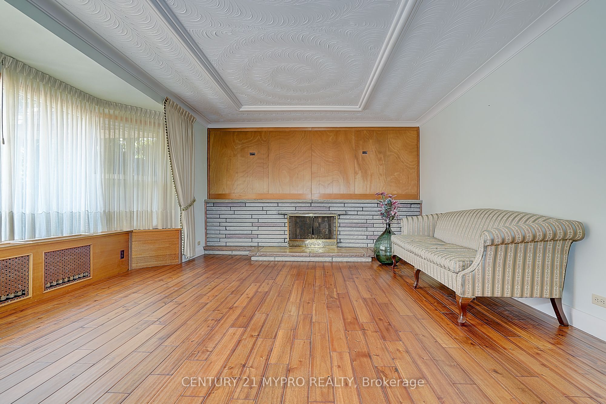 80a Rosemount Drive Property Photo 18