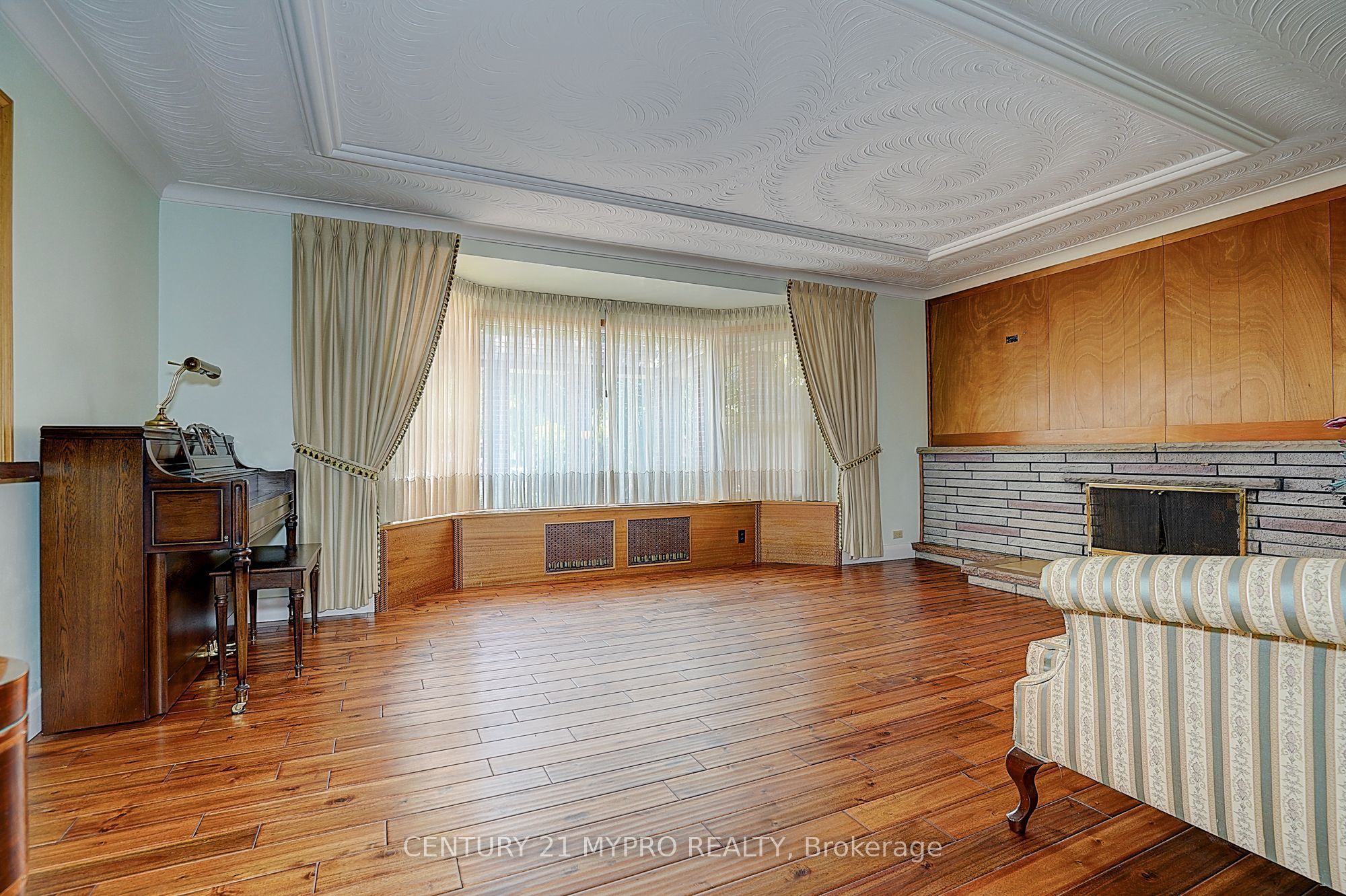 80a Rosemount Drive Property Photo 19