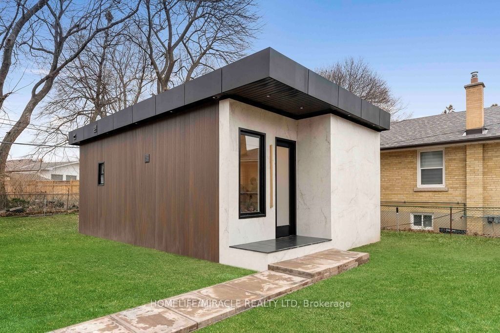 22 Rossander Court Garden Suite Property Photo 3