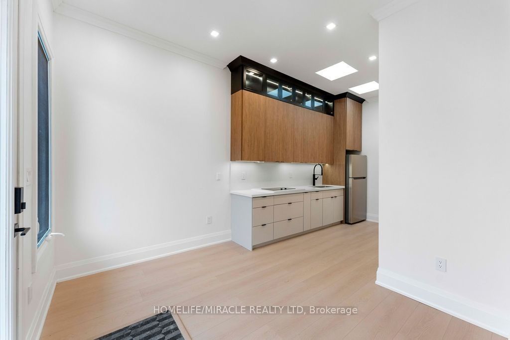 22 Rossander Court Garden Suite Property Photo 7