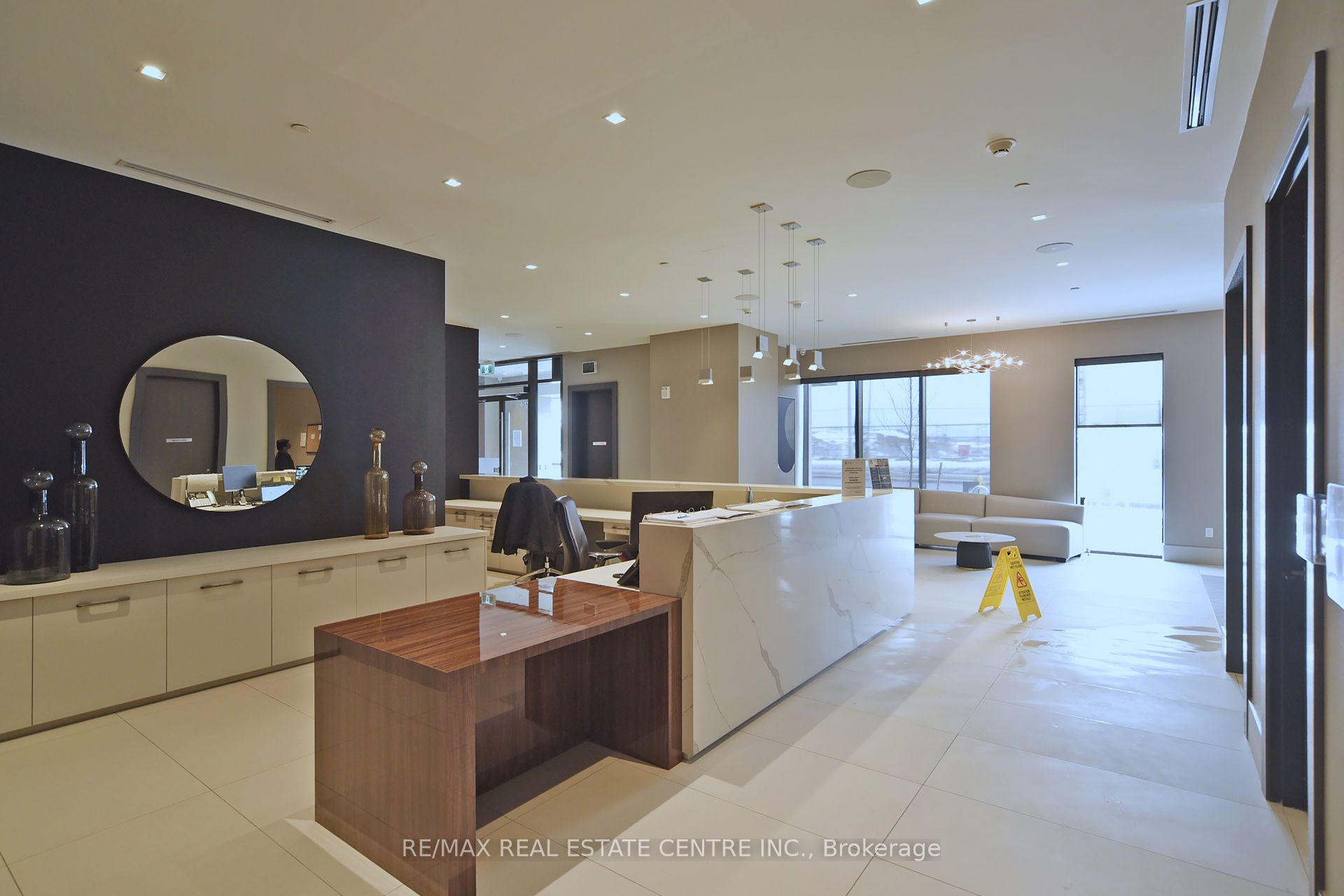 2550 Simcoe Street 1216 Property Photo 8