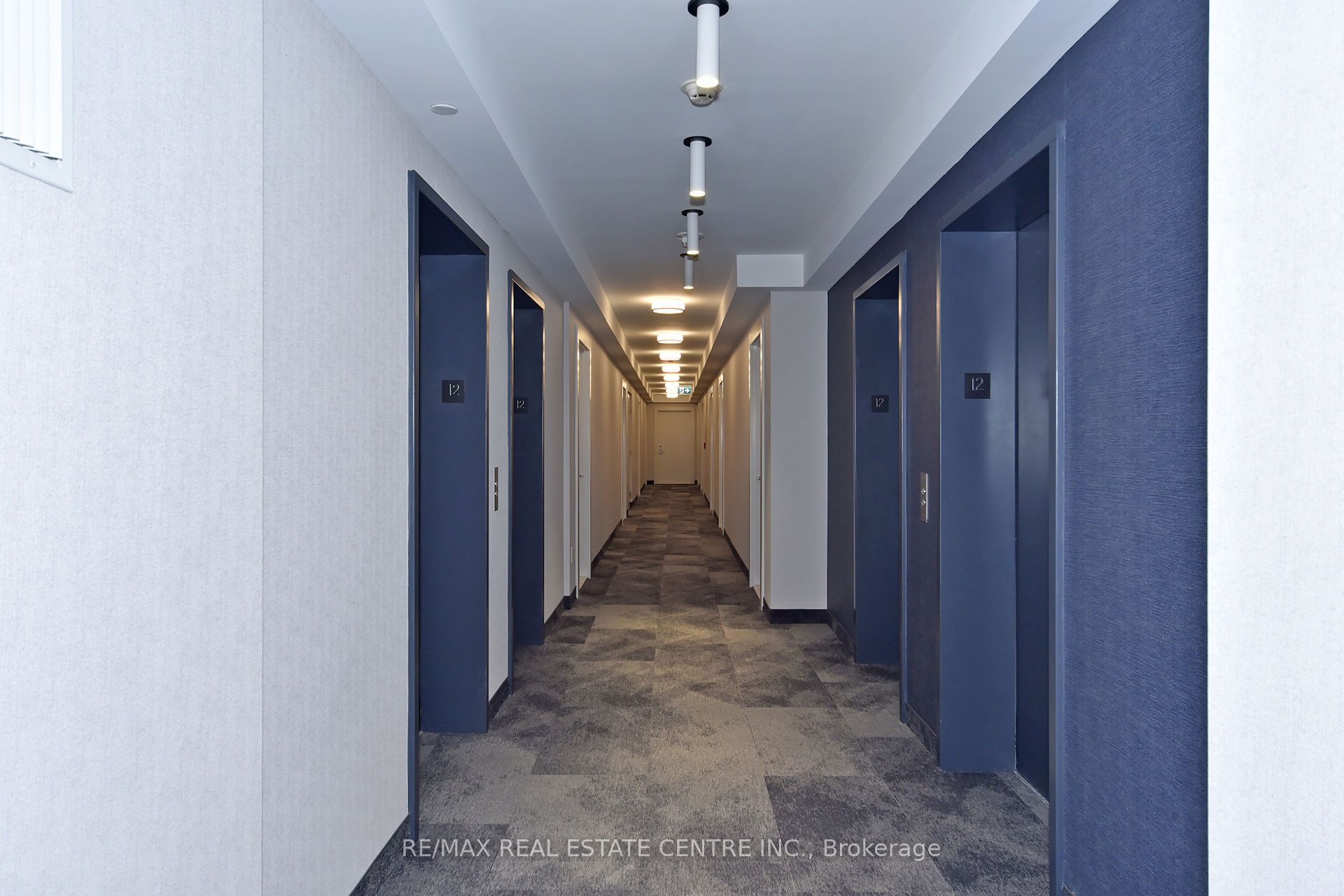 2550 Simcoe Street 1216 Property Photo 10