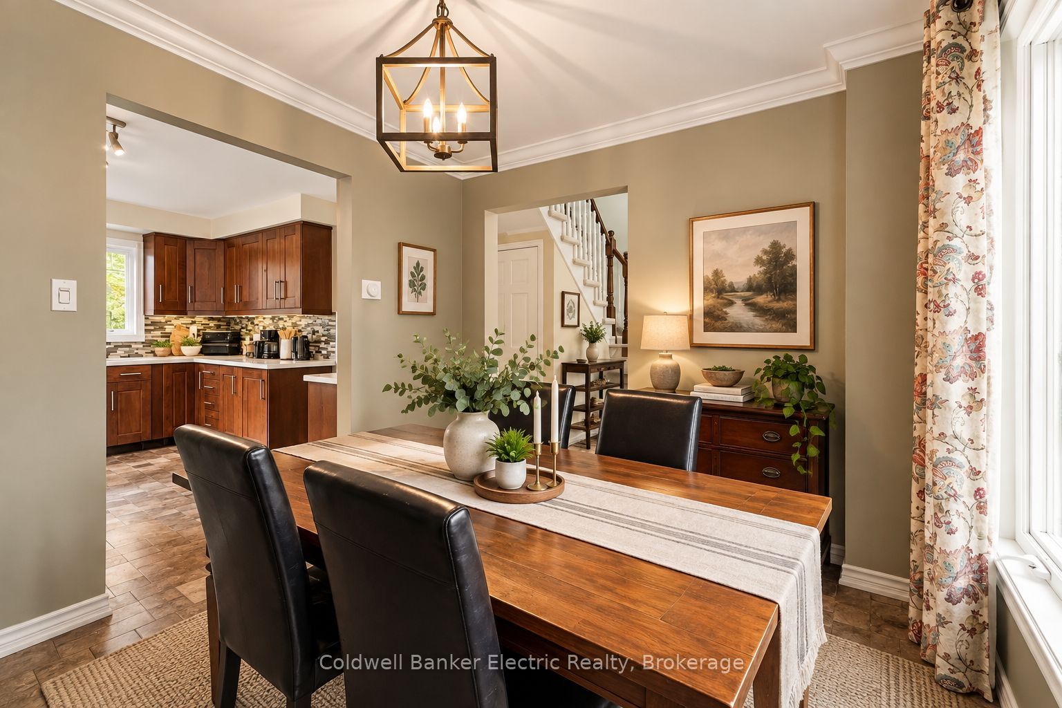 40 Stephen Avenue Property Photo 14