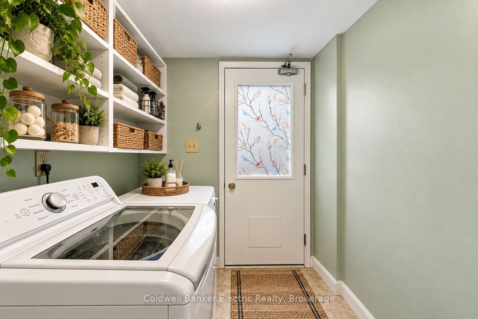40 Stephen Avenue Property Photo 20