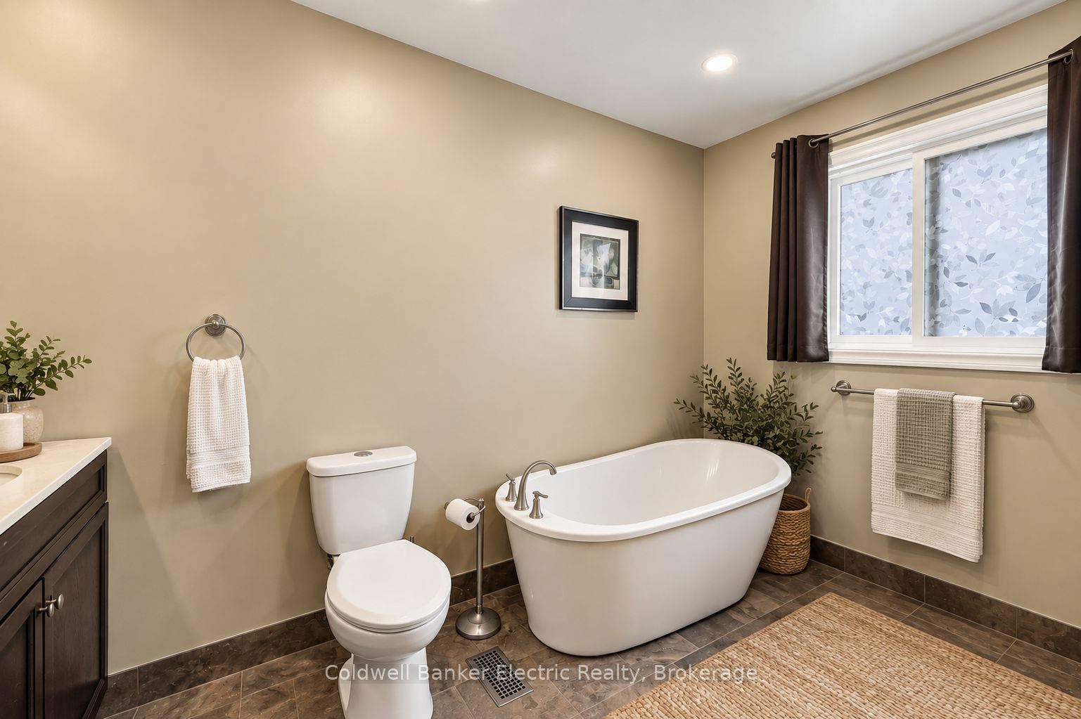 40 Stephen Avenue Property Photo 27