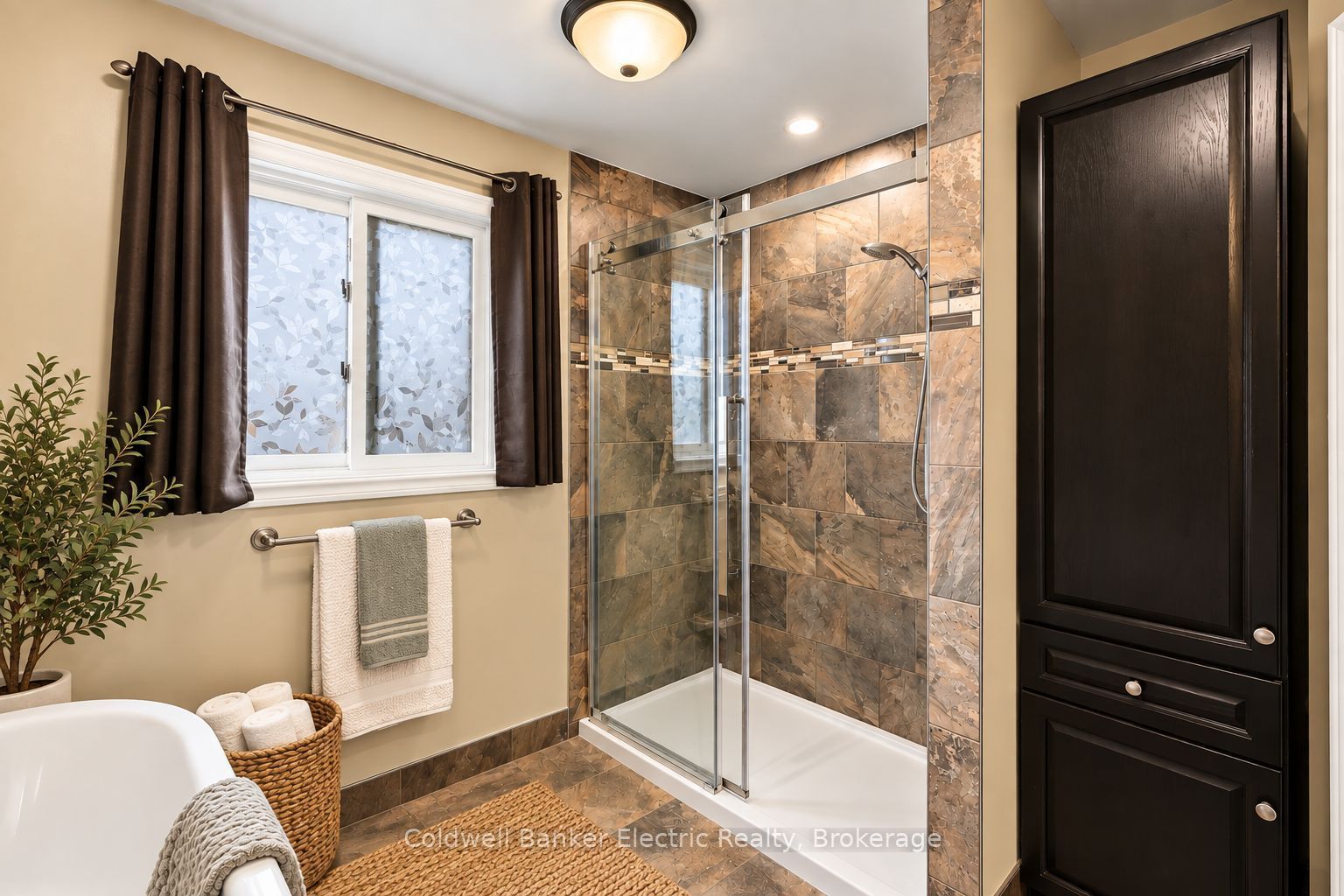 40 Stephen Avenue Property Photo 29