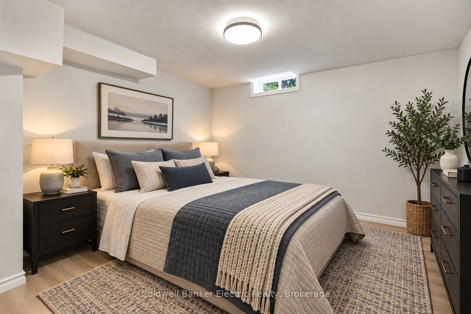 40 Stephen Avenue Property Photo 43