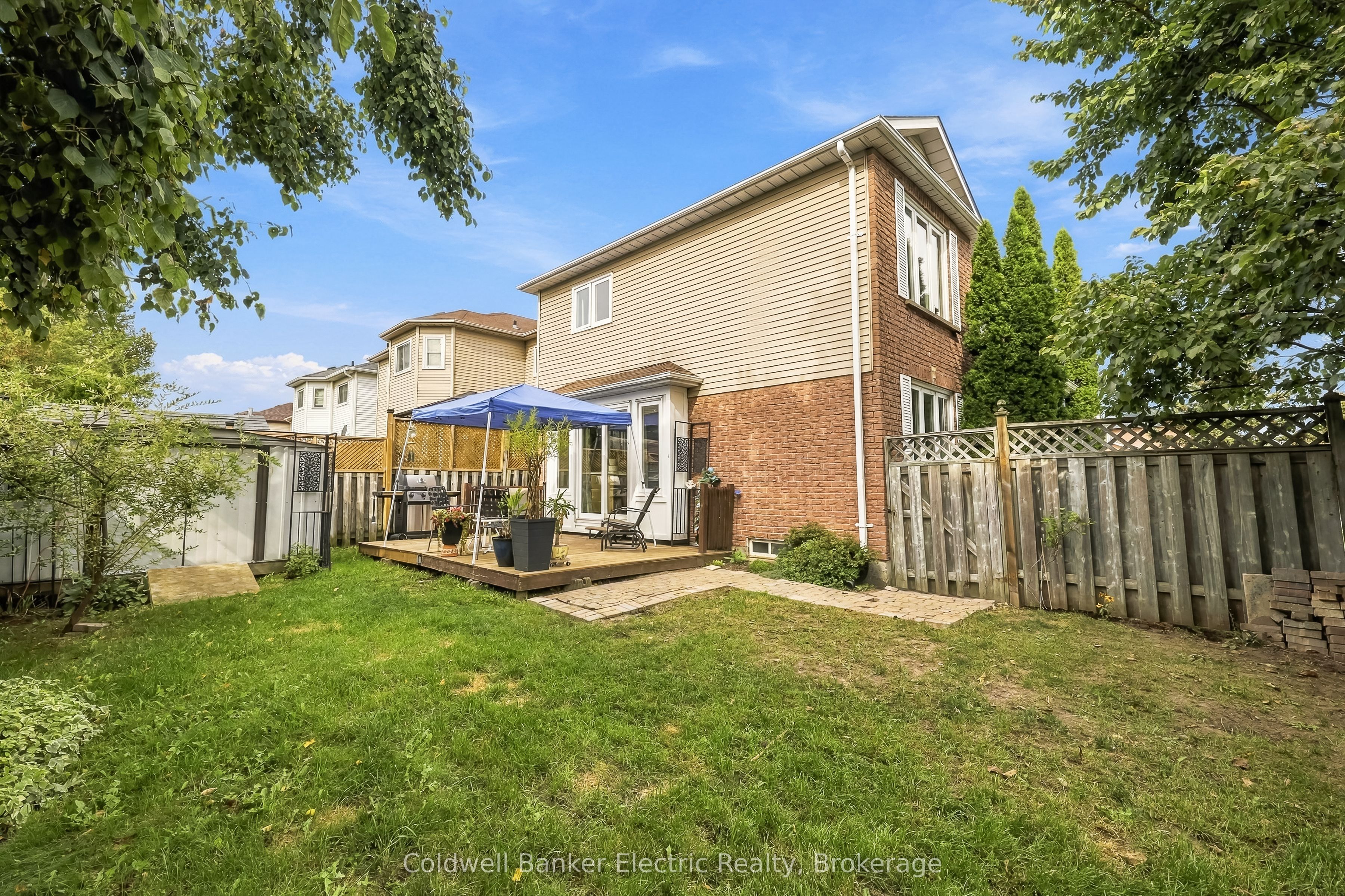 40 Stephen Avenue Property Photo 45