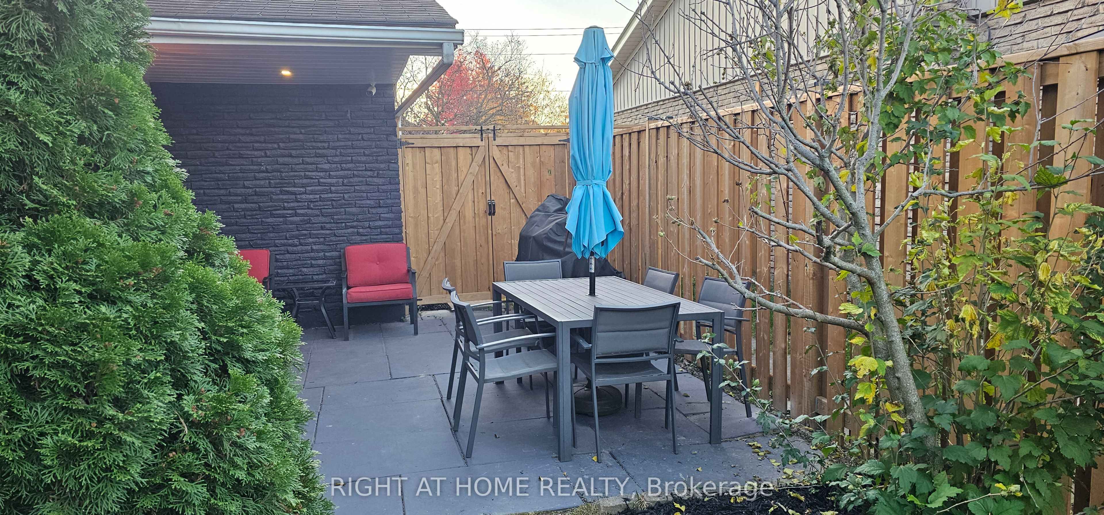 47 Simpson Avenue Property Photo 17