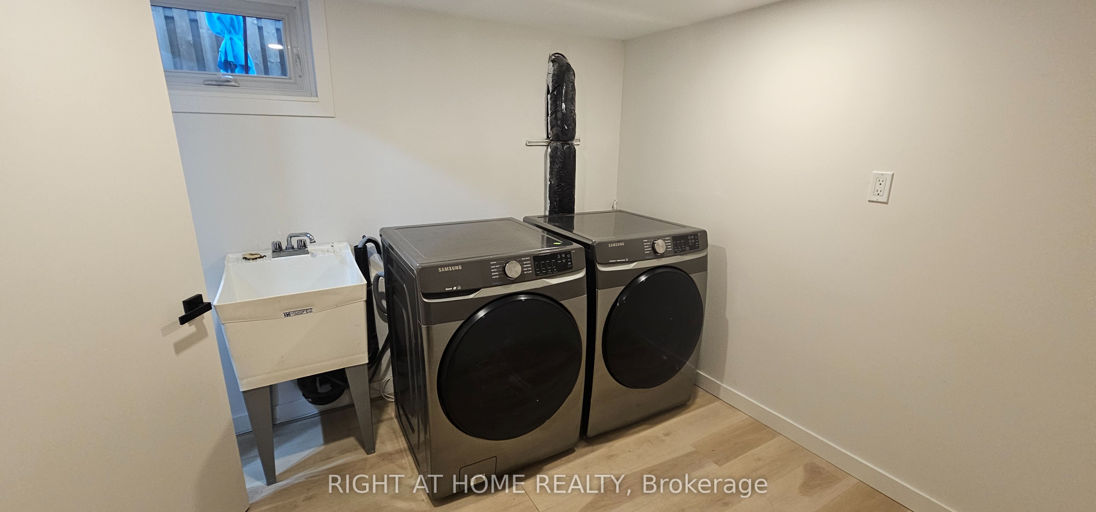 47 Simpson Avenue Property Photo 32