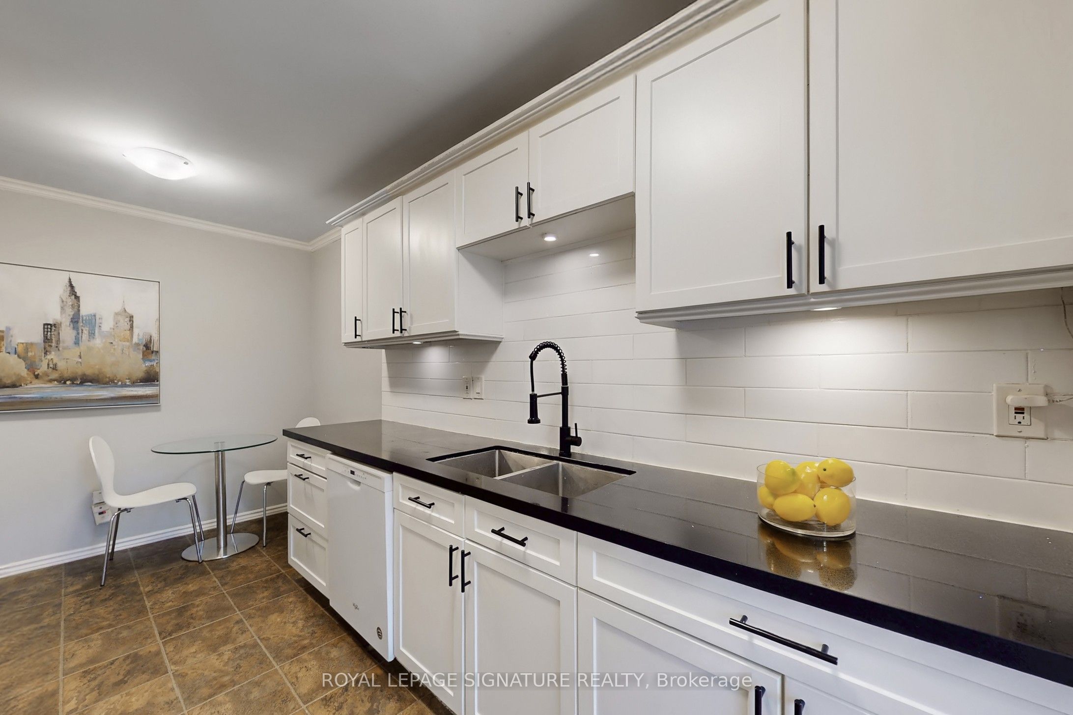 700 Harmony Road N 76 Property Photo 14