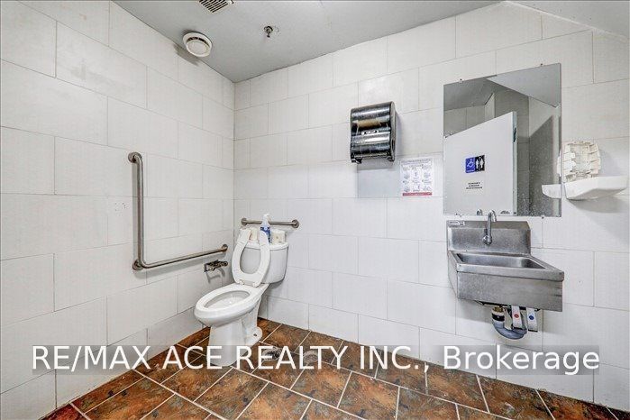 2691 Markham Road 12 Property Photo 6