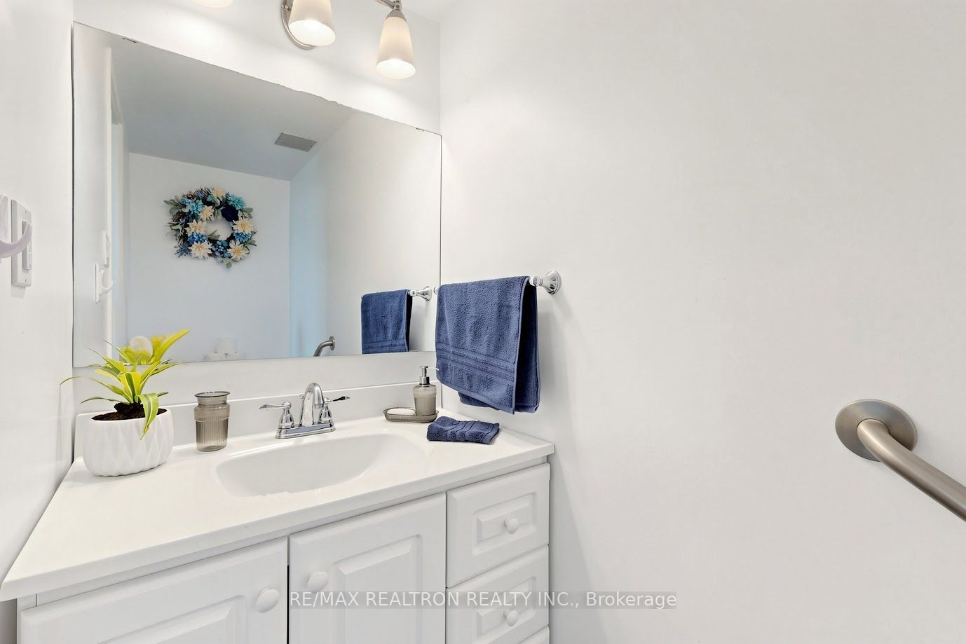 2365 Kennedy Road 505 Property Photo 22