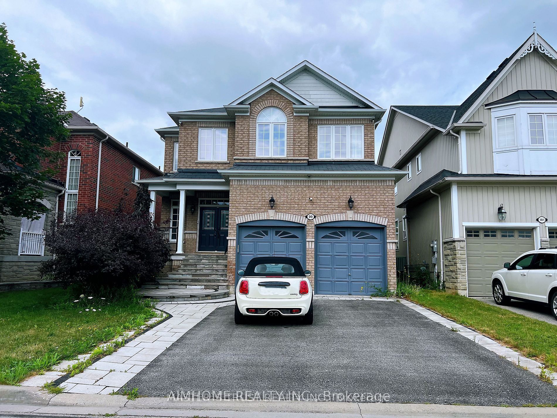 99 Rockland Crescent Property Photo 1