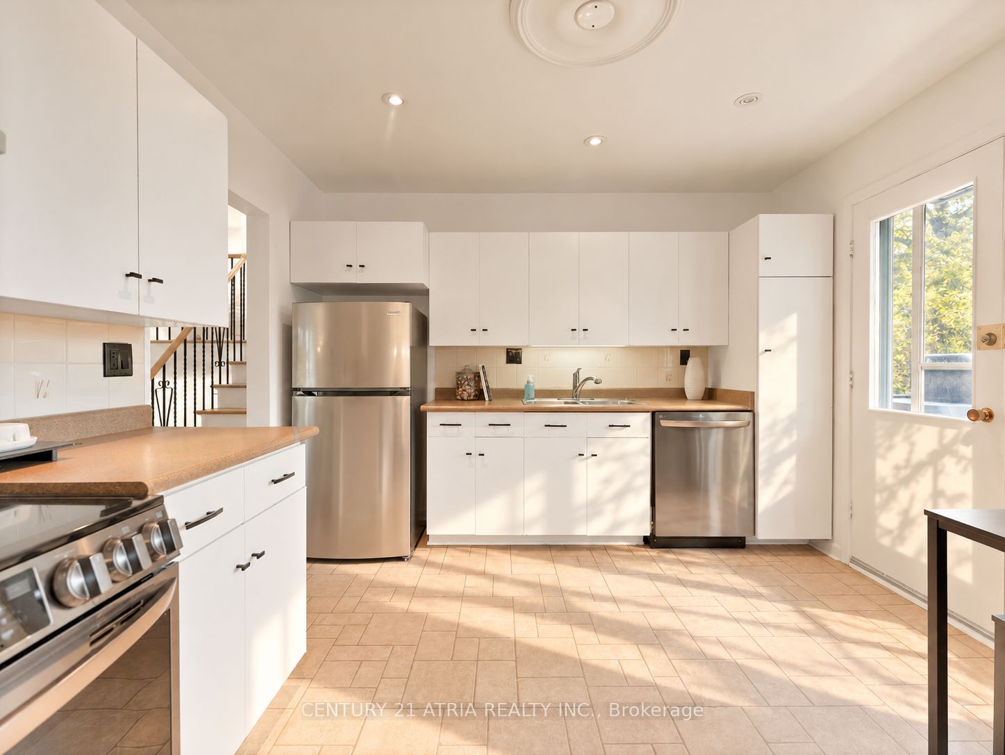 18 Castledene Crescent Property Photo 11