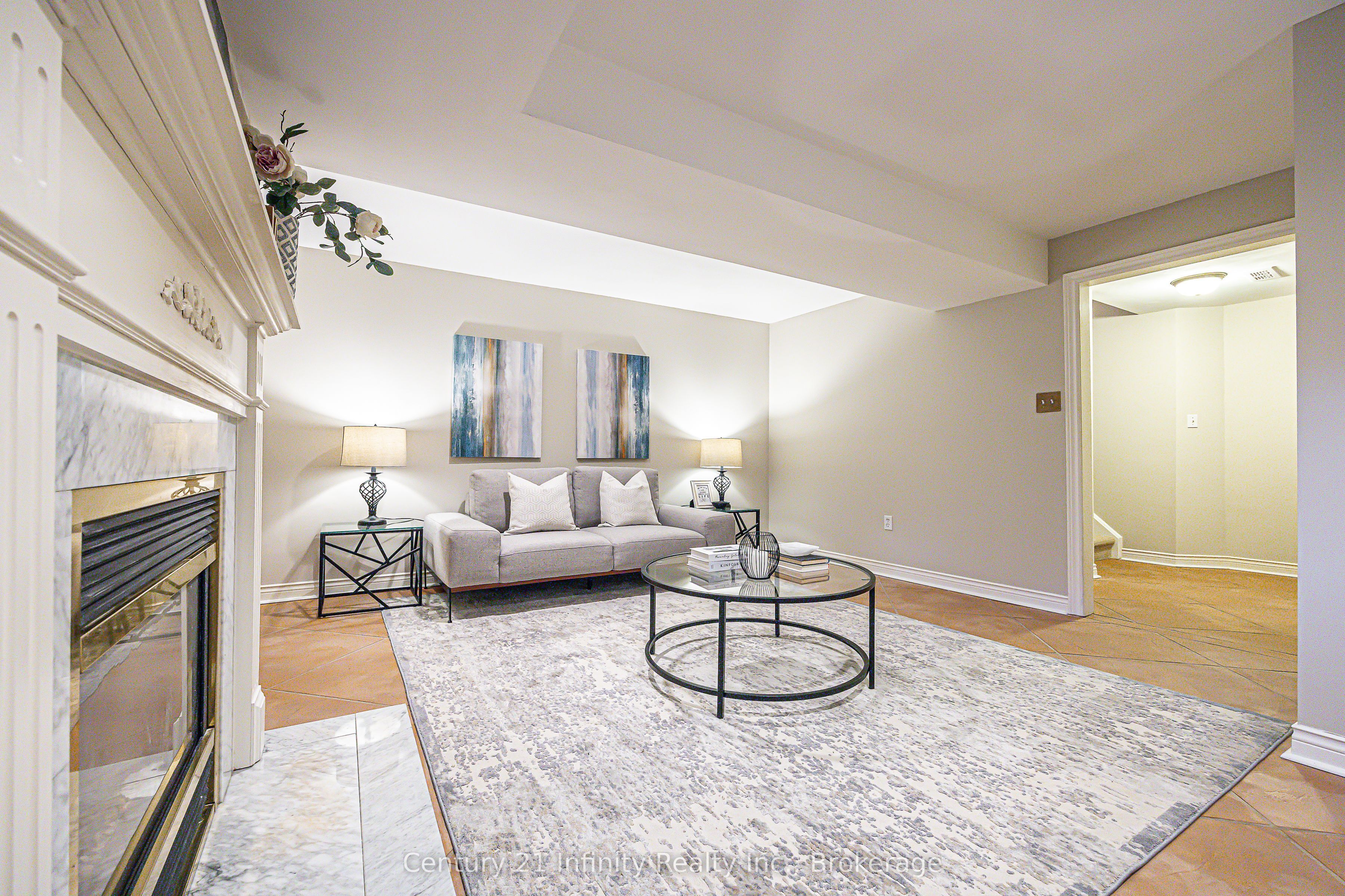 8 Weaver Street Property Photo 23